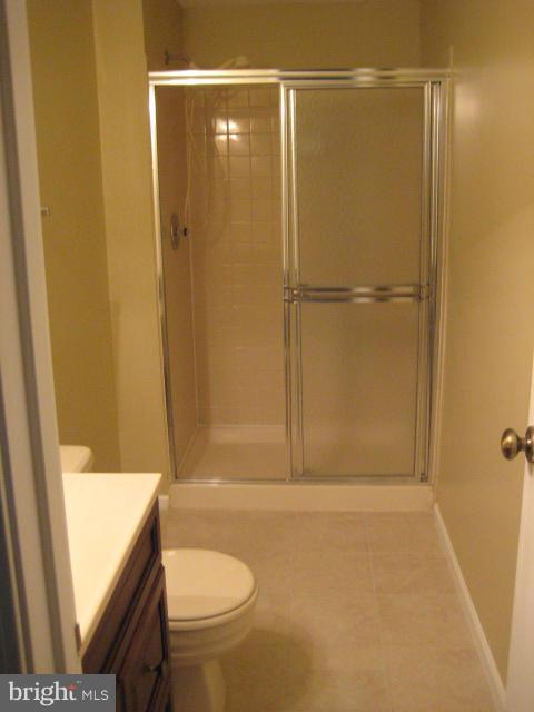 LONDON COMMONS - Residential Lease