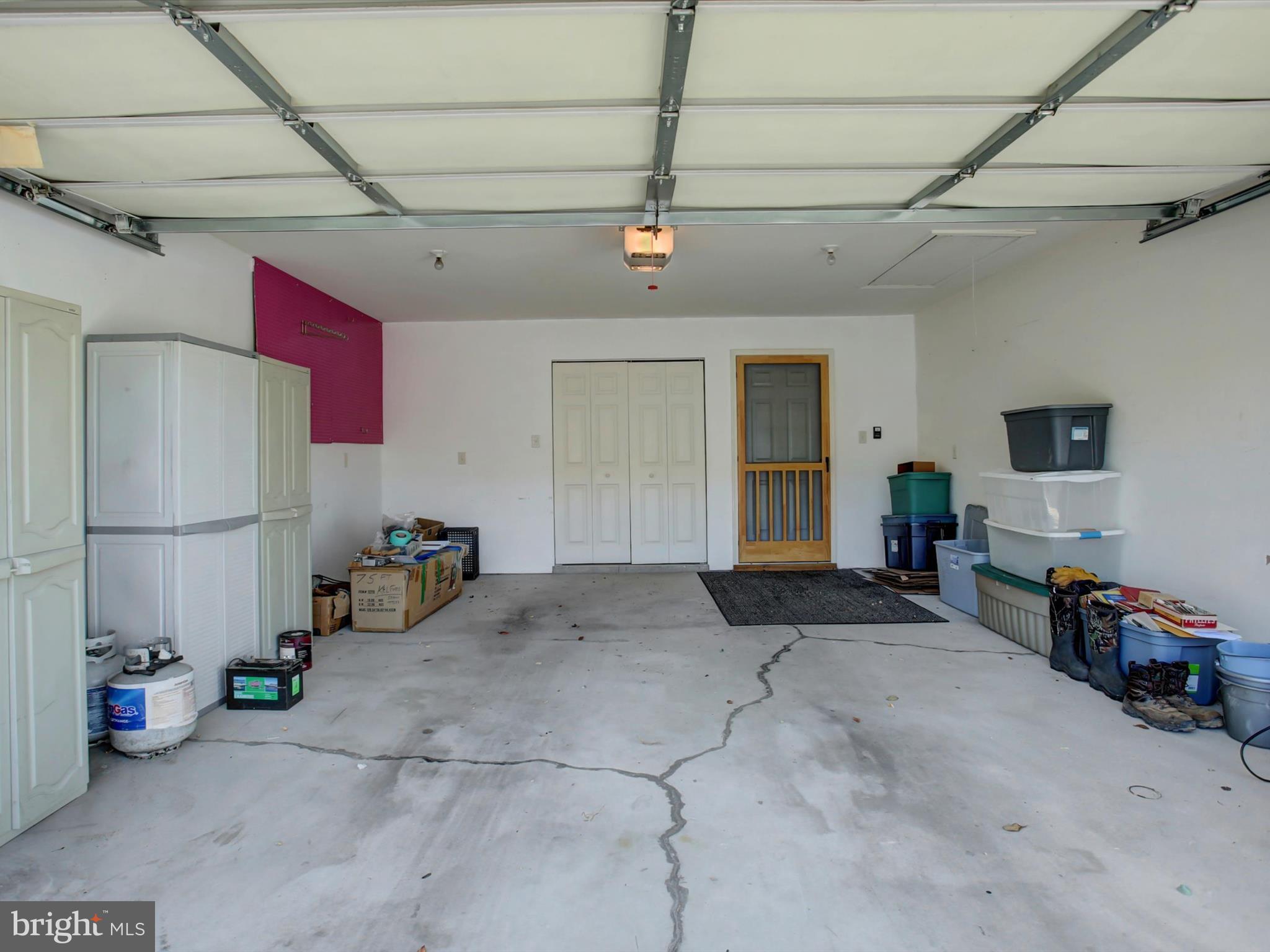 MOSS SPRING ESTATES - Residential