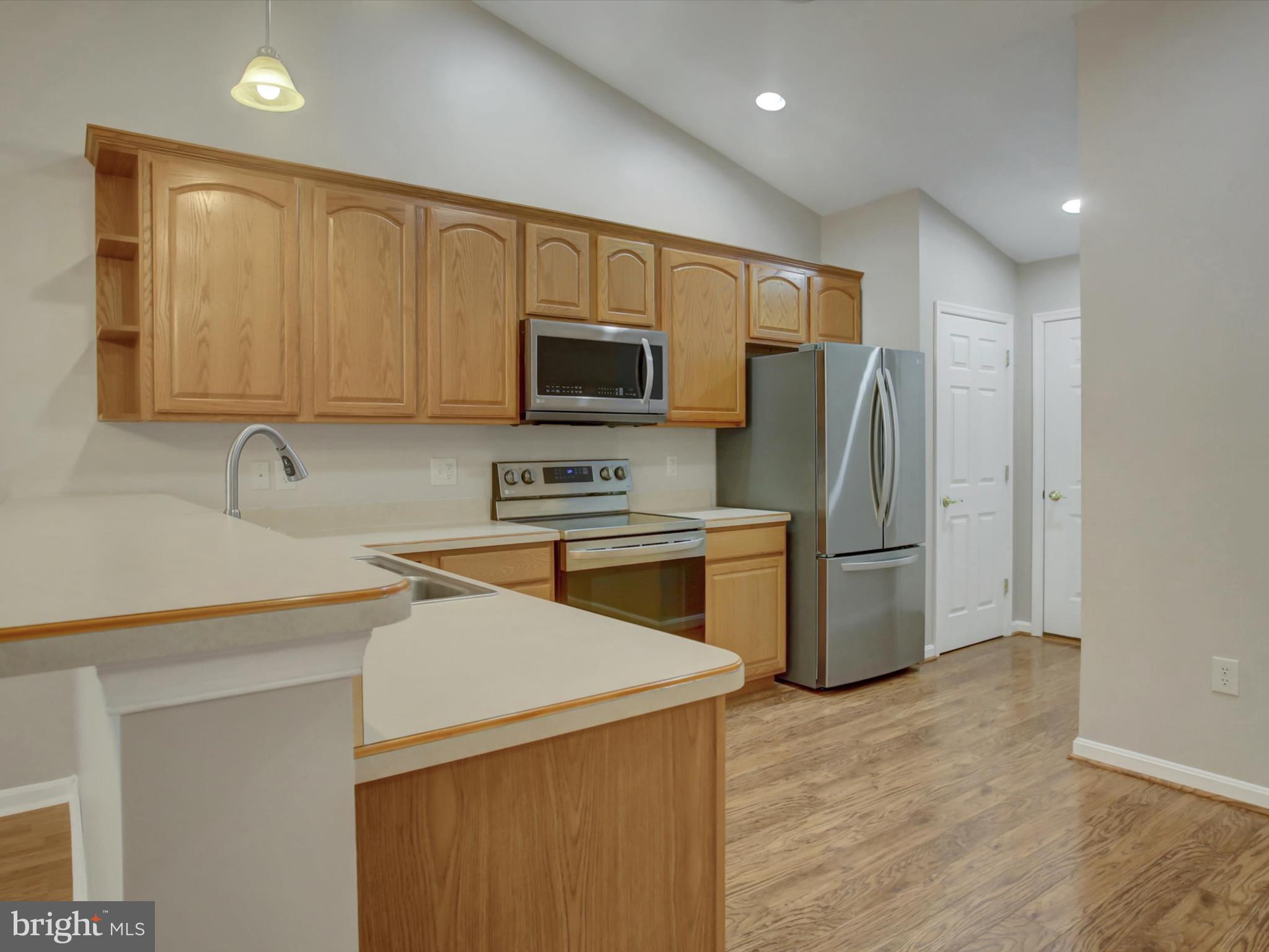 MOSS SPRING ESTATES - Residential