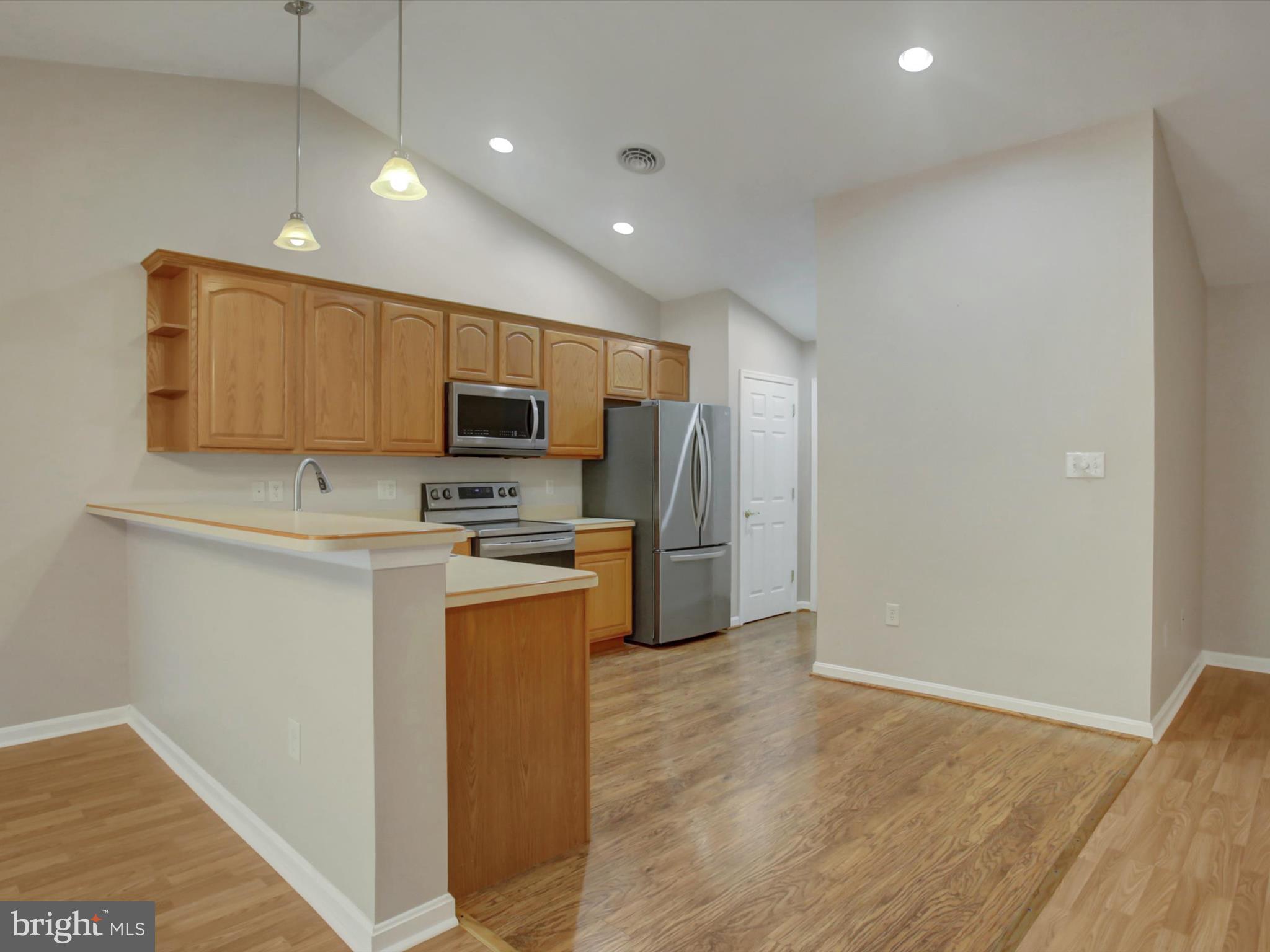 MOSS SPRING ESTATES - Residential