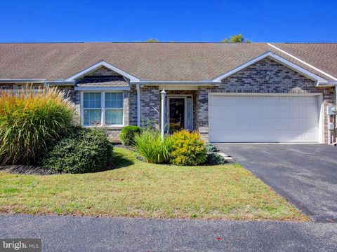 602 BROOKVIEW DRIVE DRIVE W GREENCASTLE PA 17225