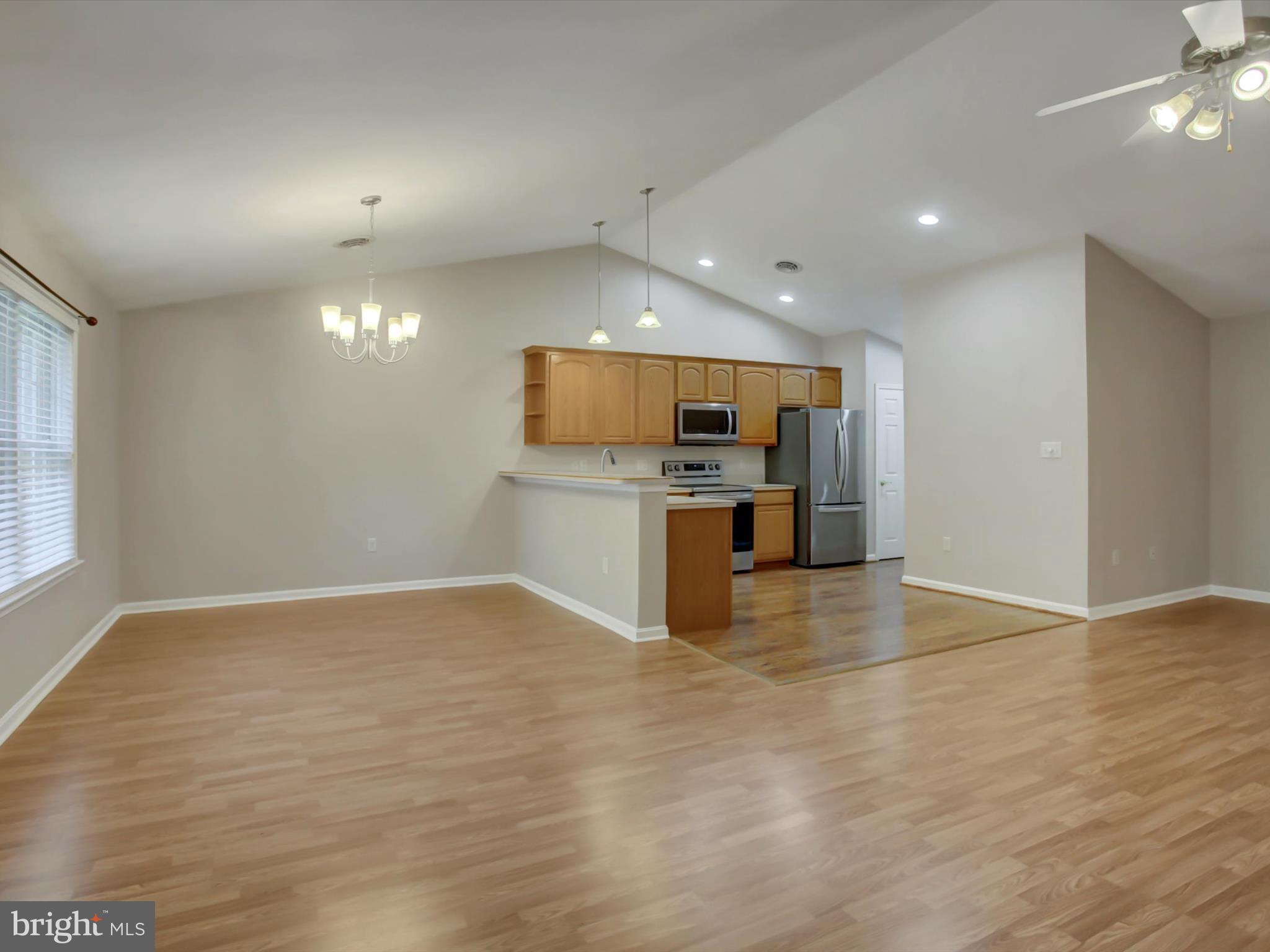 MOSS SPRING ESTATES - Residential