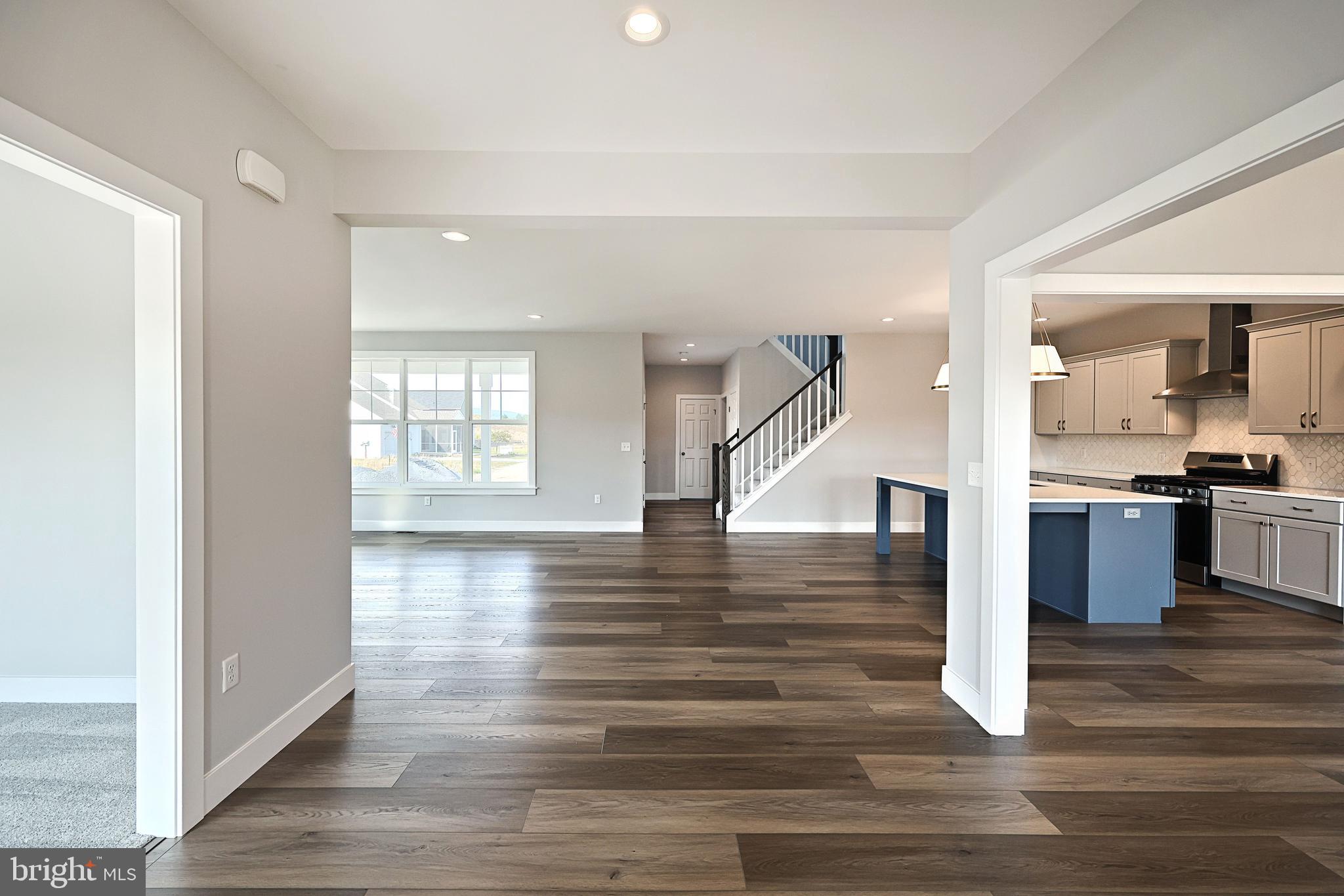 2406 HAWTHORNE DRIVE