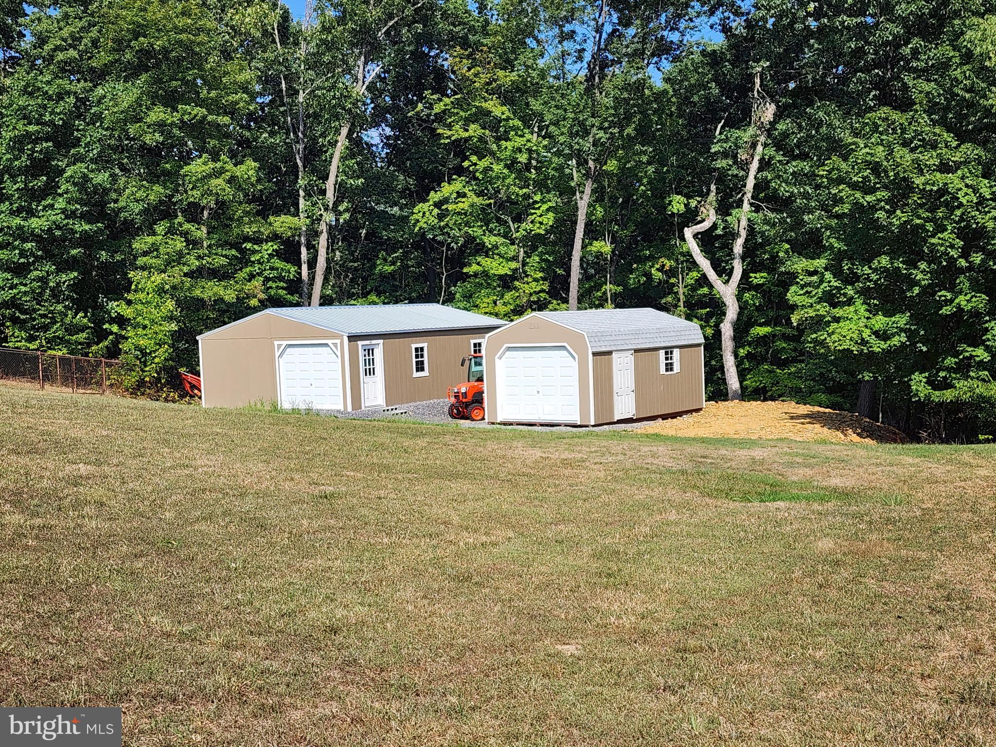 LAKEWOOD - Residential