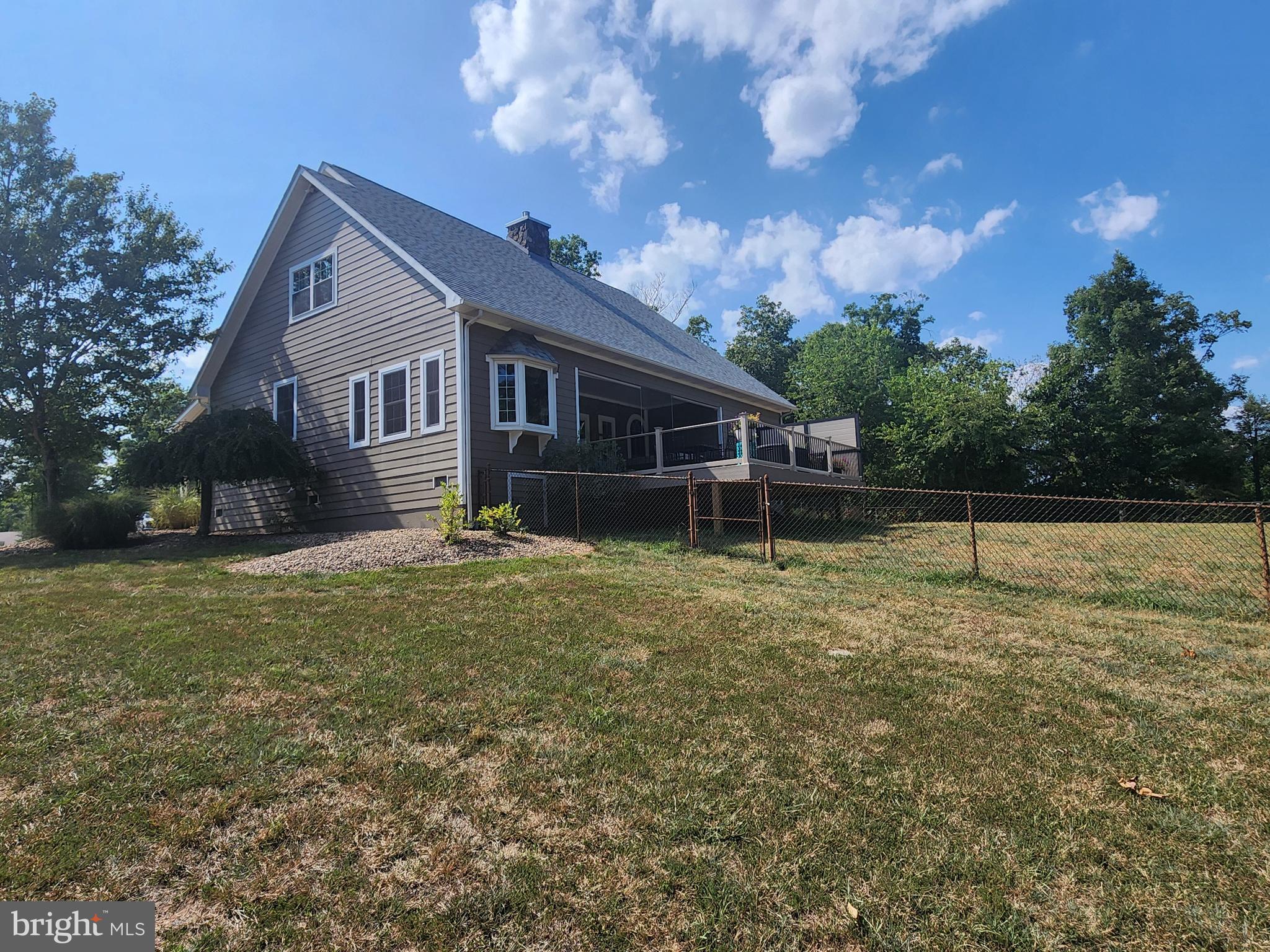 LAKEWOOD - Residential