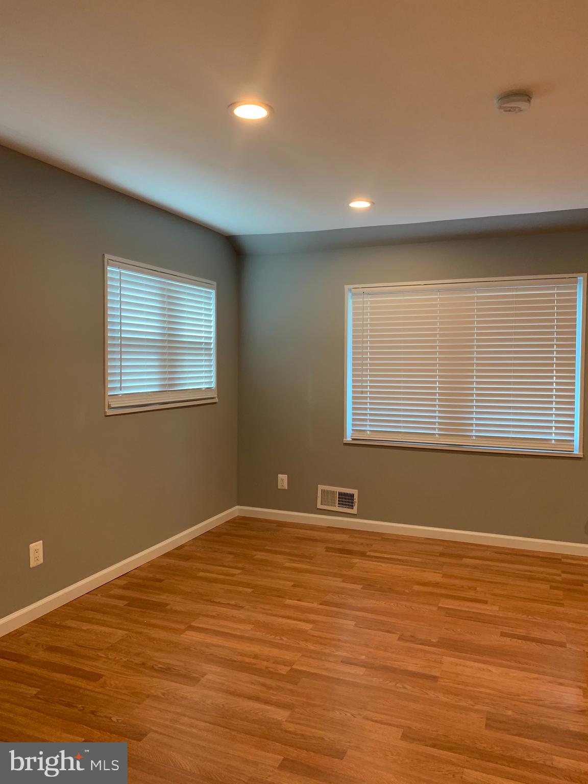 ADELPHI TERRACE - Residential Lease