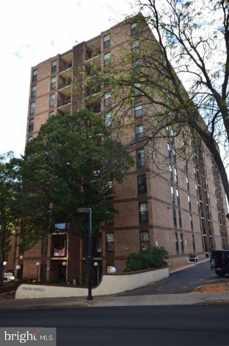 502 Beaver Terrace. Investors can expand their portfolio with these fully leased and updated units. 502 has recently been updated with a new kitchen, new appliances, new tile flooring, renovated bathroom, and new furniture.