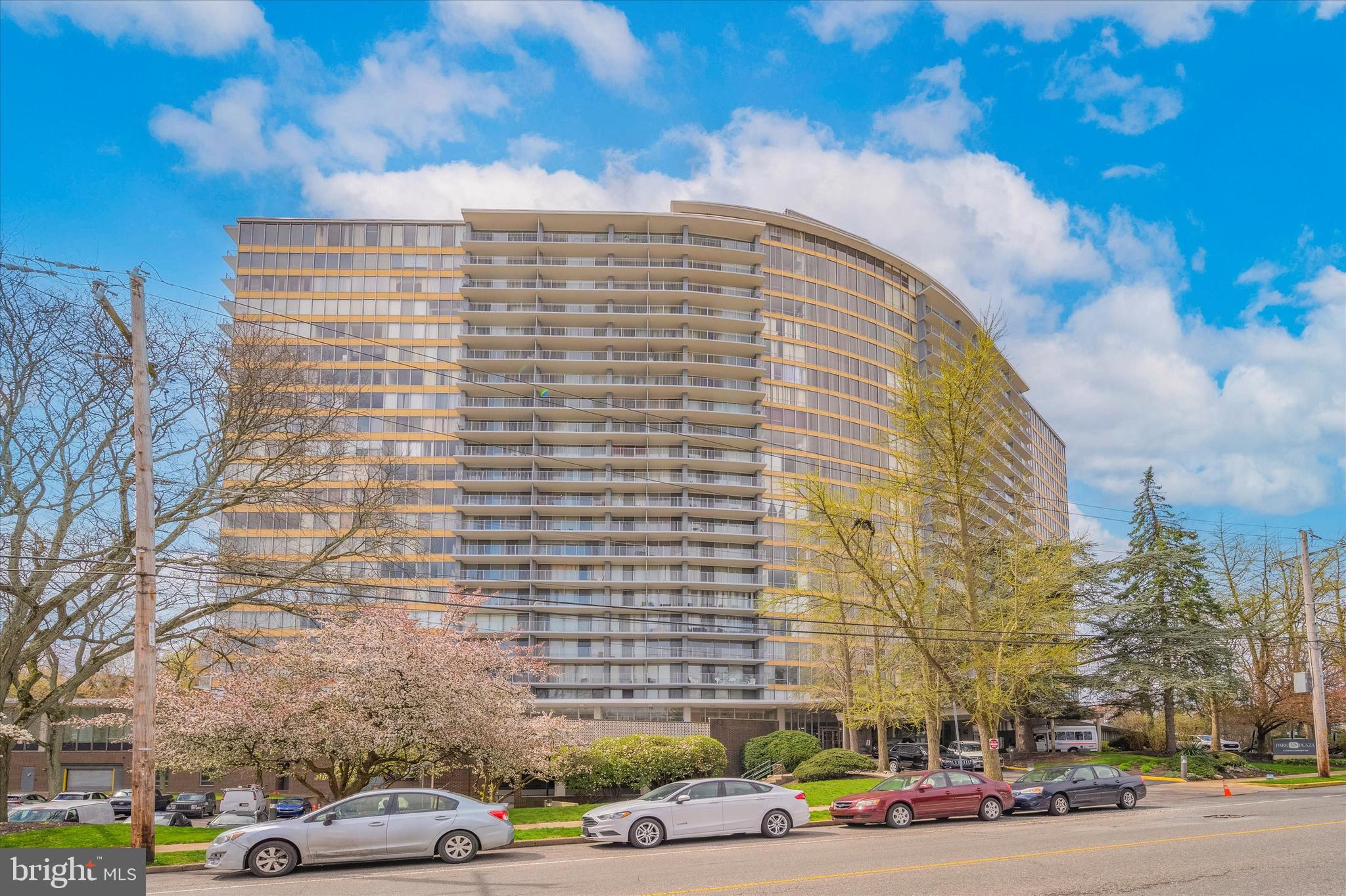 Opportunity just arrived for a spacious Garden level 1 bedroom, apartment unit in the Park Plaza Condominium Community located in Wynnefield Heights; just steps away from the Chamounix Park Drive attractions and the Fairmount Park Belmont Plateau. This unit is an awesome size offering a Hugh living room, separate dining area, Bright kitchen which is original and in need of your touches. As well as a 30+ feet balcony that stretches the length of the unit. Original bathroom. Laundry hook up inside unit. Condo fee includes all utilities, maintenance, parking, concierge and common grounds. Bring your ideas and make this unit your special cozy place.