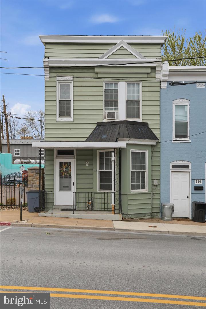 112 N CONOCOCHEAGUE STREET