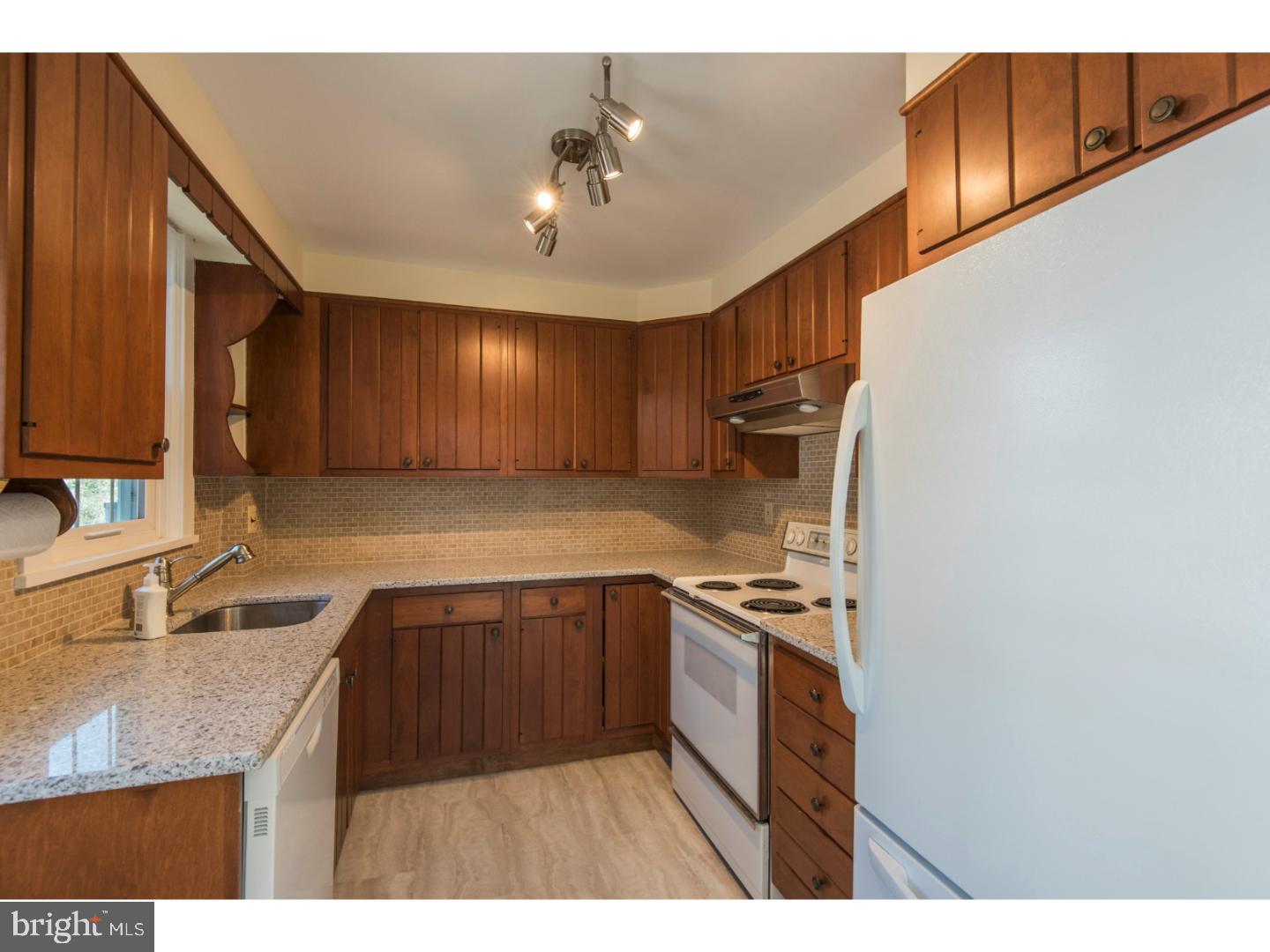 ARDMORE PARK - Residential