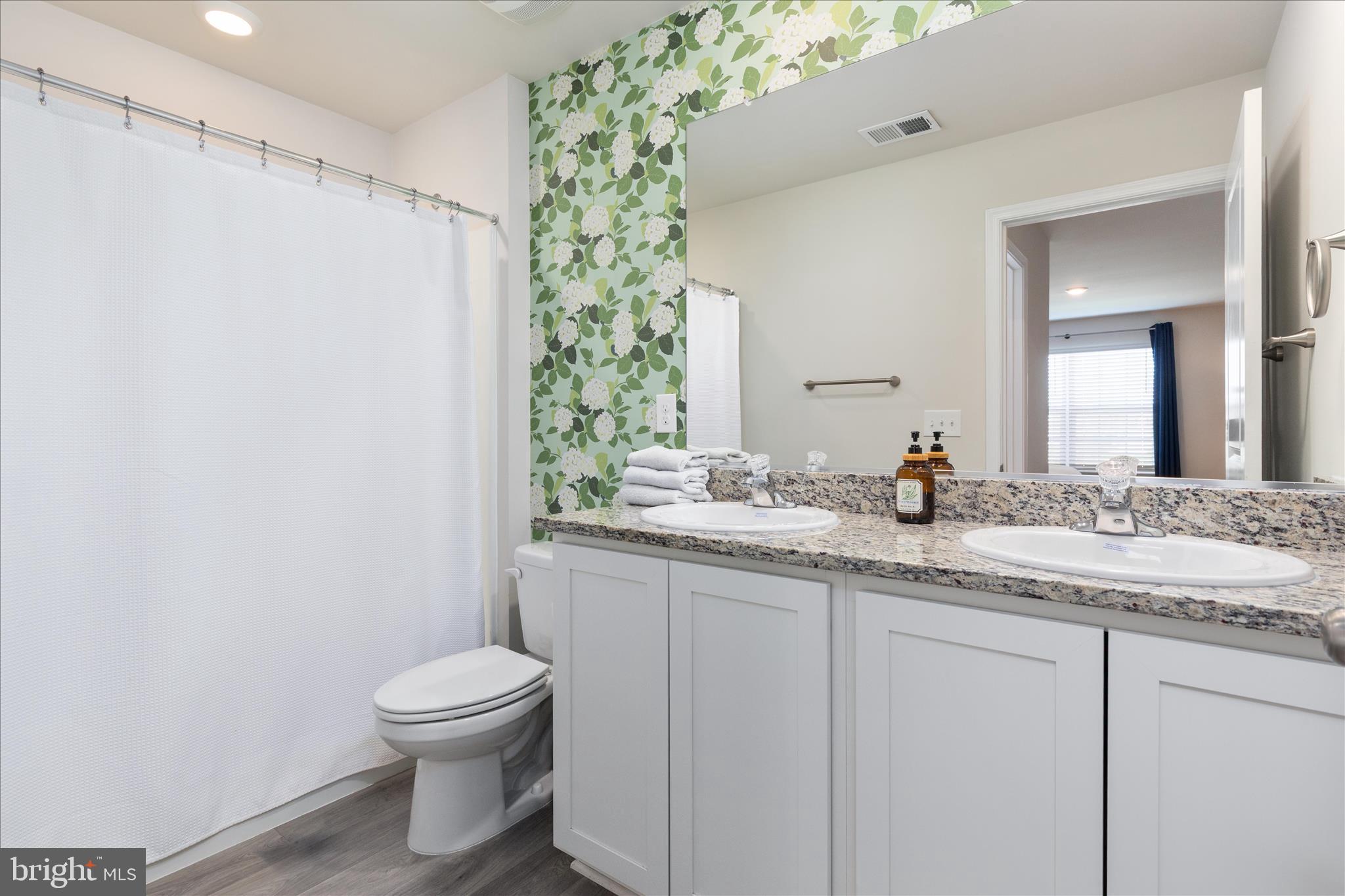 SHENANDOAH CROSSING - Residential