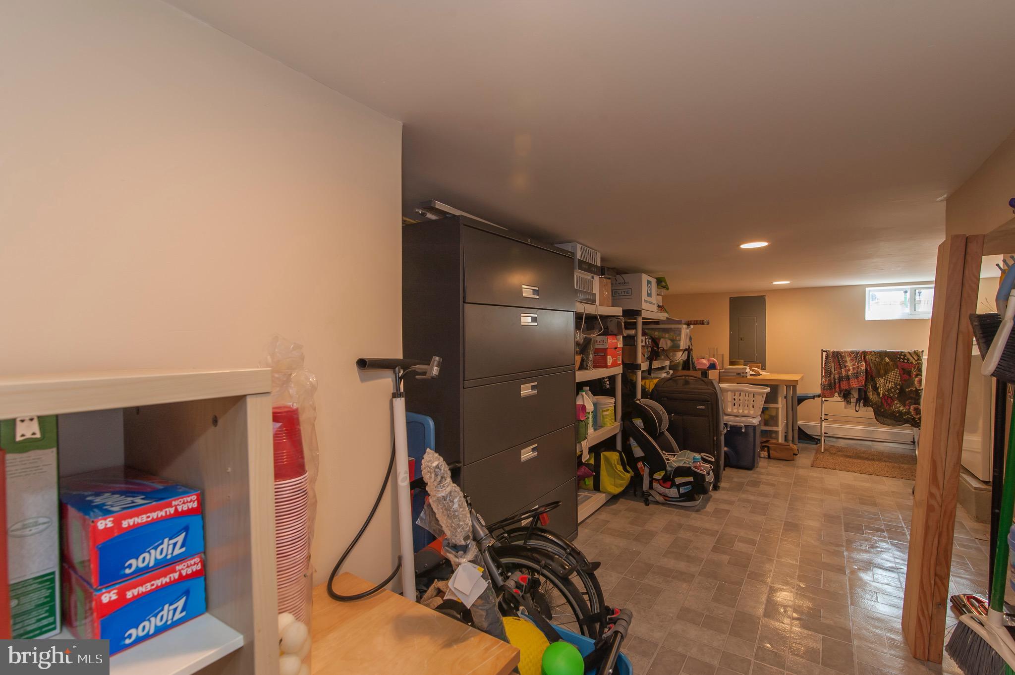 LINWOOD - Residential Lease