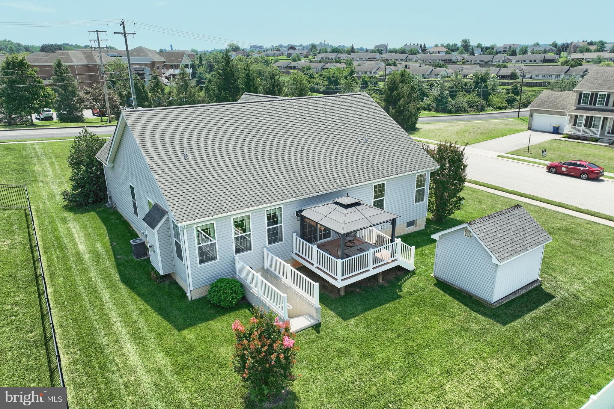 HIGH POINTE AT ROJEN FARMS - Residential