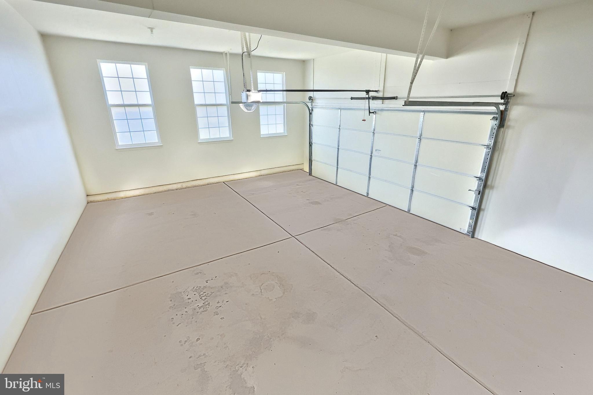 HIGH POINTE AT ROJEN FARMS - Residential