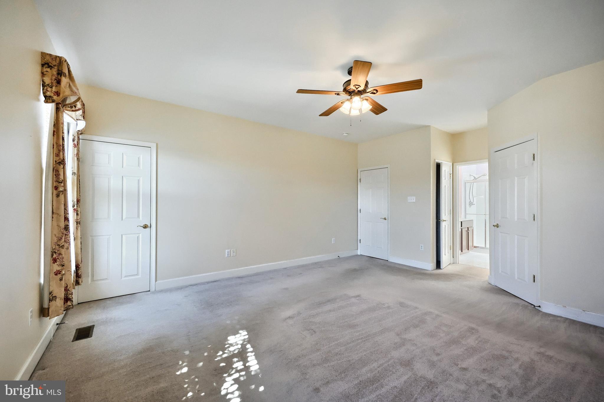 HIGH POINTE AT ROJEN FARMS - Residential