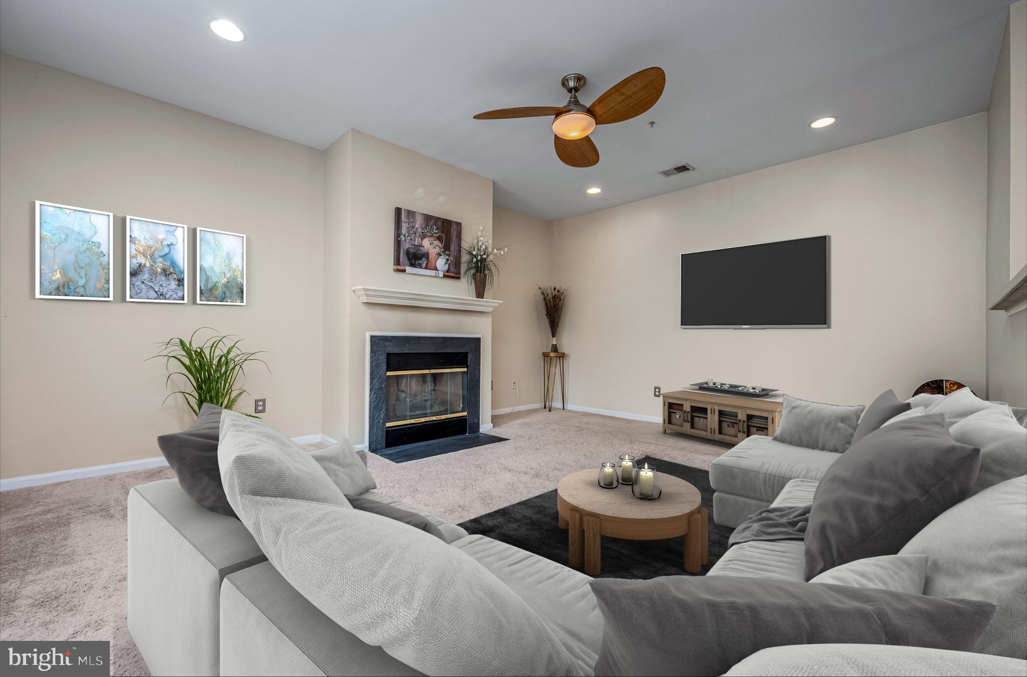 HAMPSHIRE HALL CONDO - Residential