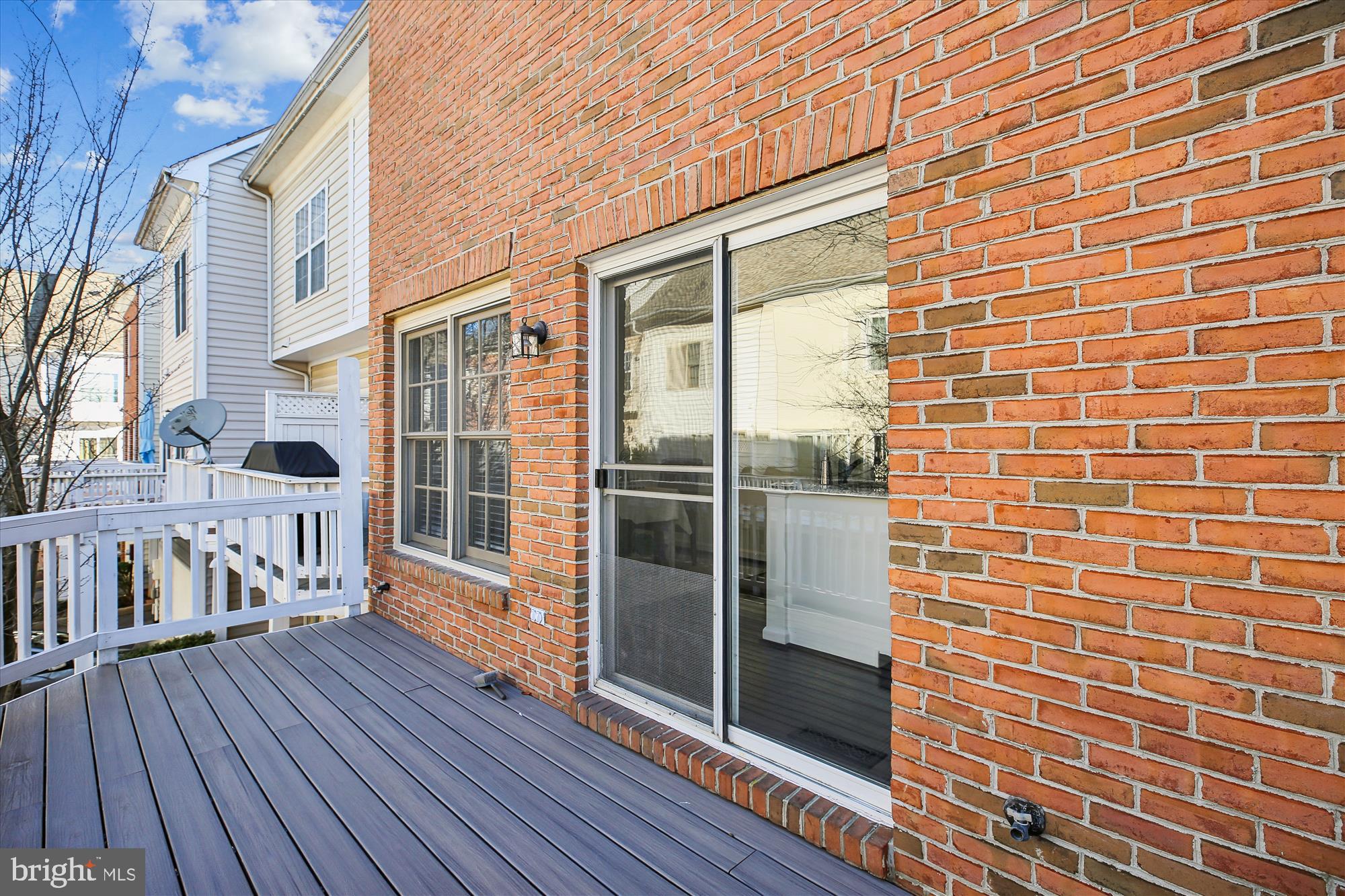 FALLSGROVE - Residential