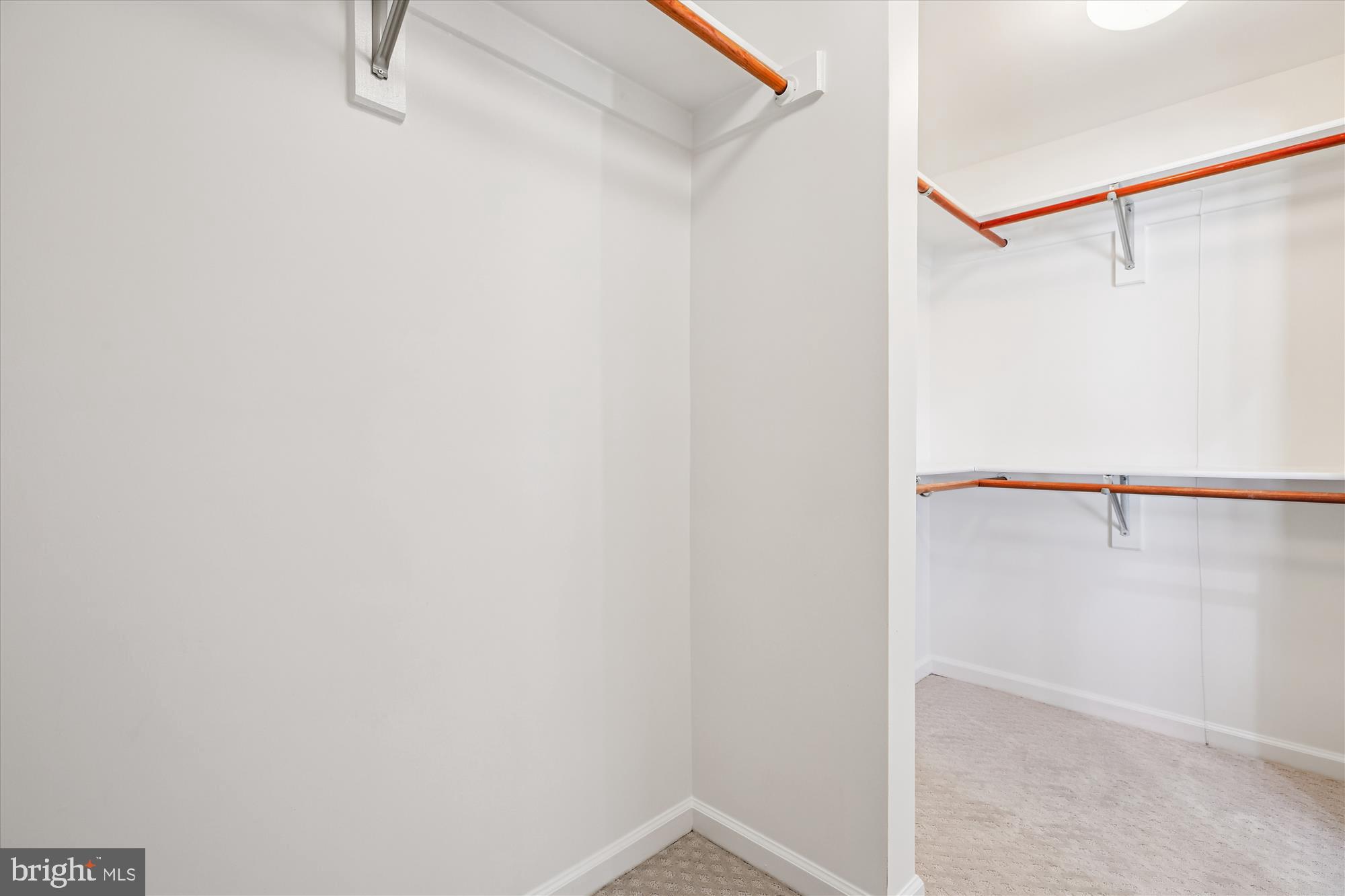 FALLSGROVE - Residential