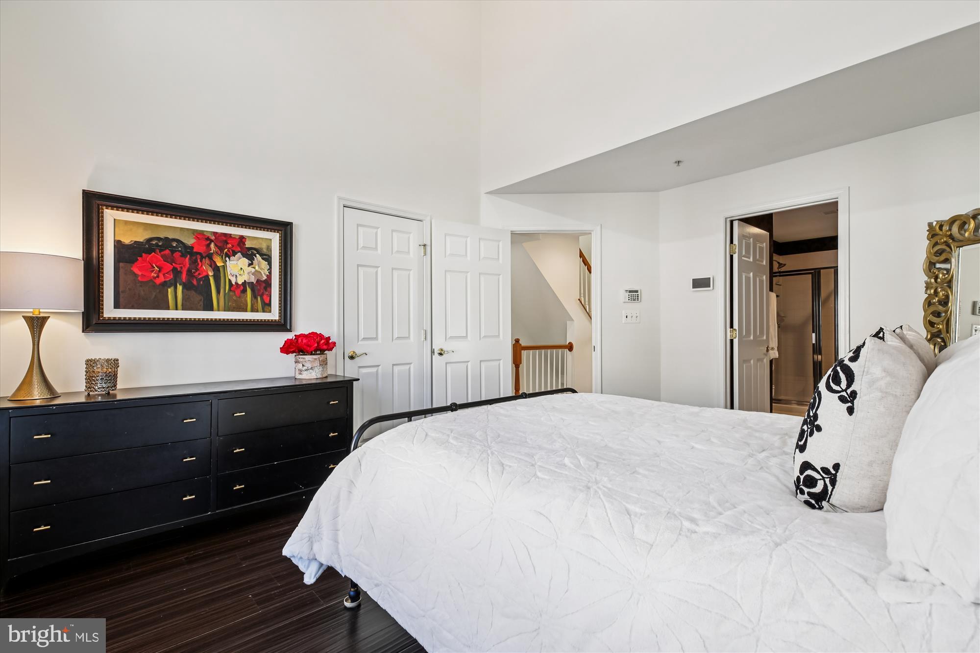 FALLSGROVE - Residential