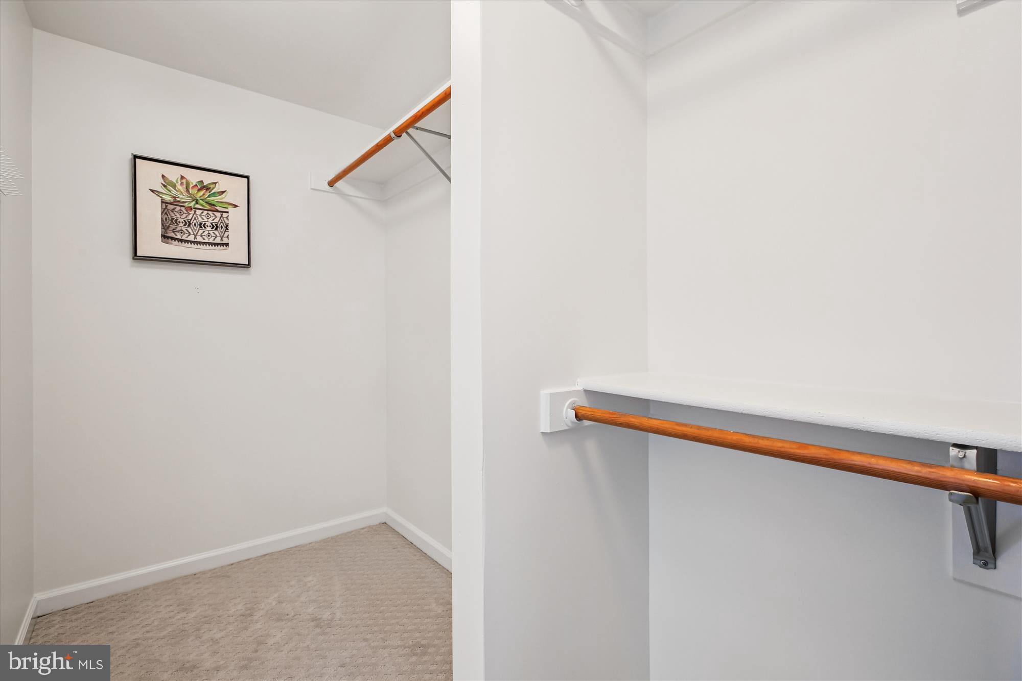 FALLSGROVE - Residential