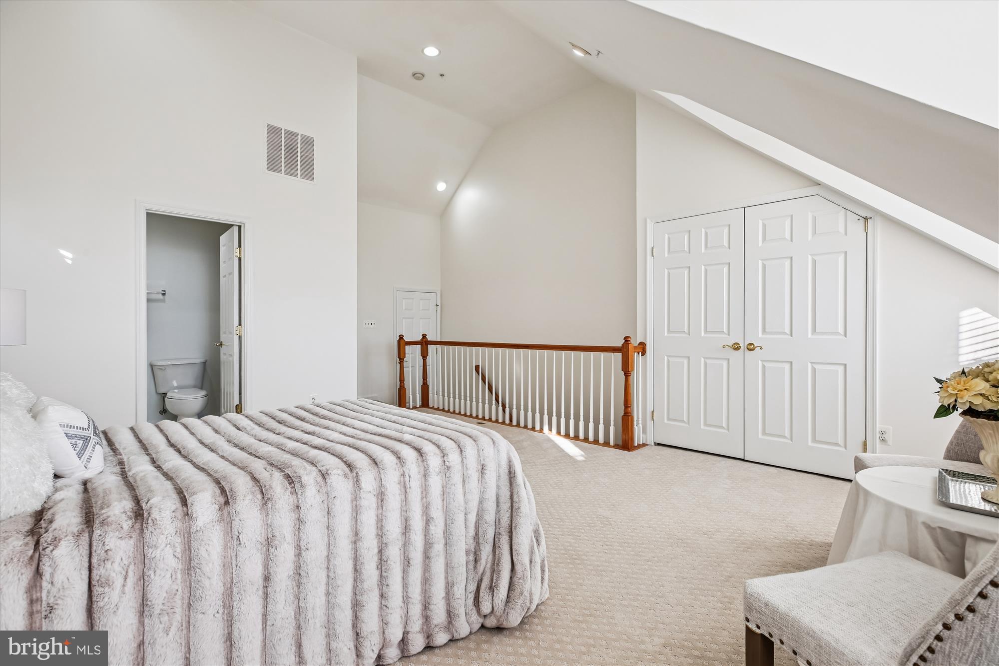 FALLSGROVE - Residential