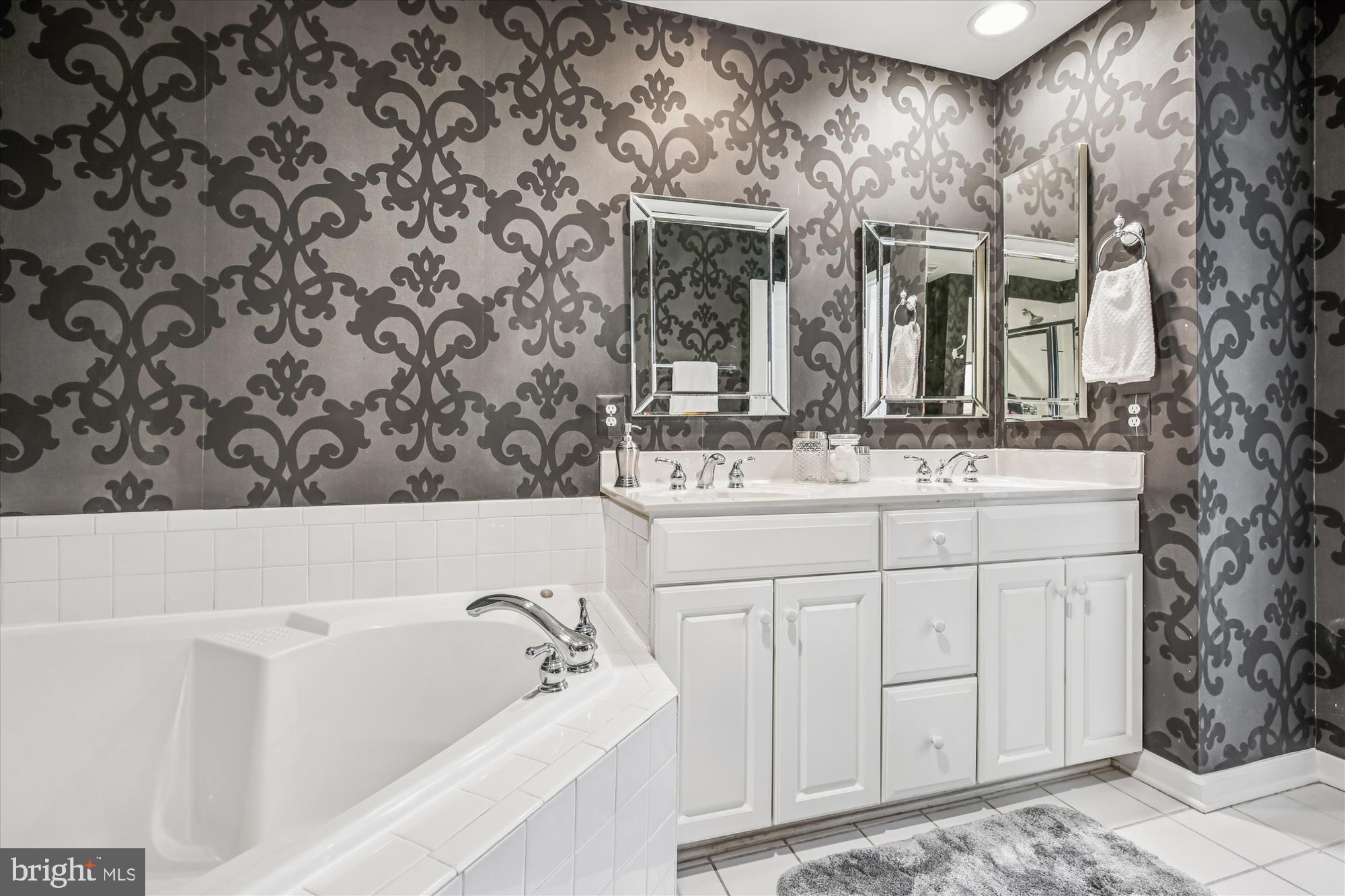 FALLSGROVE - Residential