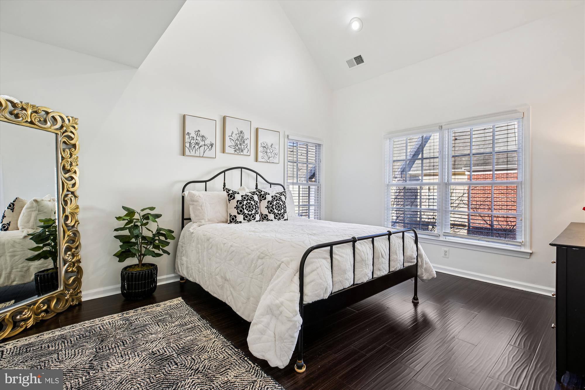 FALLSGROVE - Residential