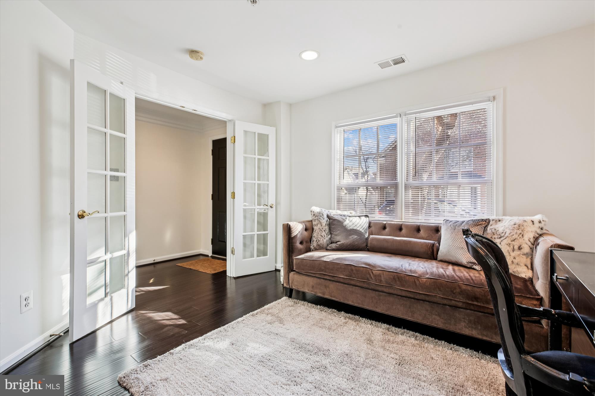 FALLSGROVE - Residential