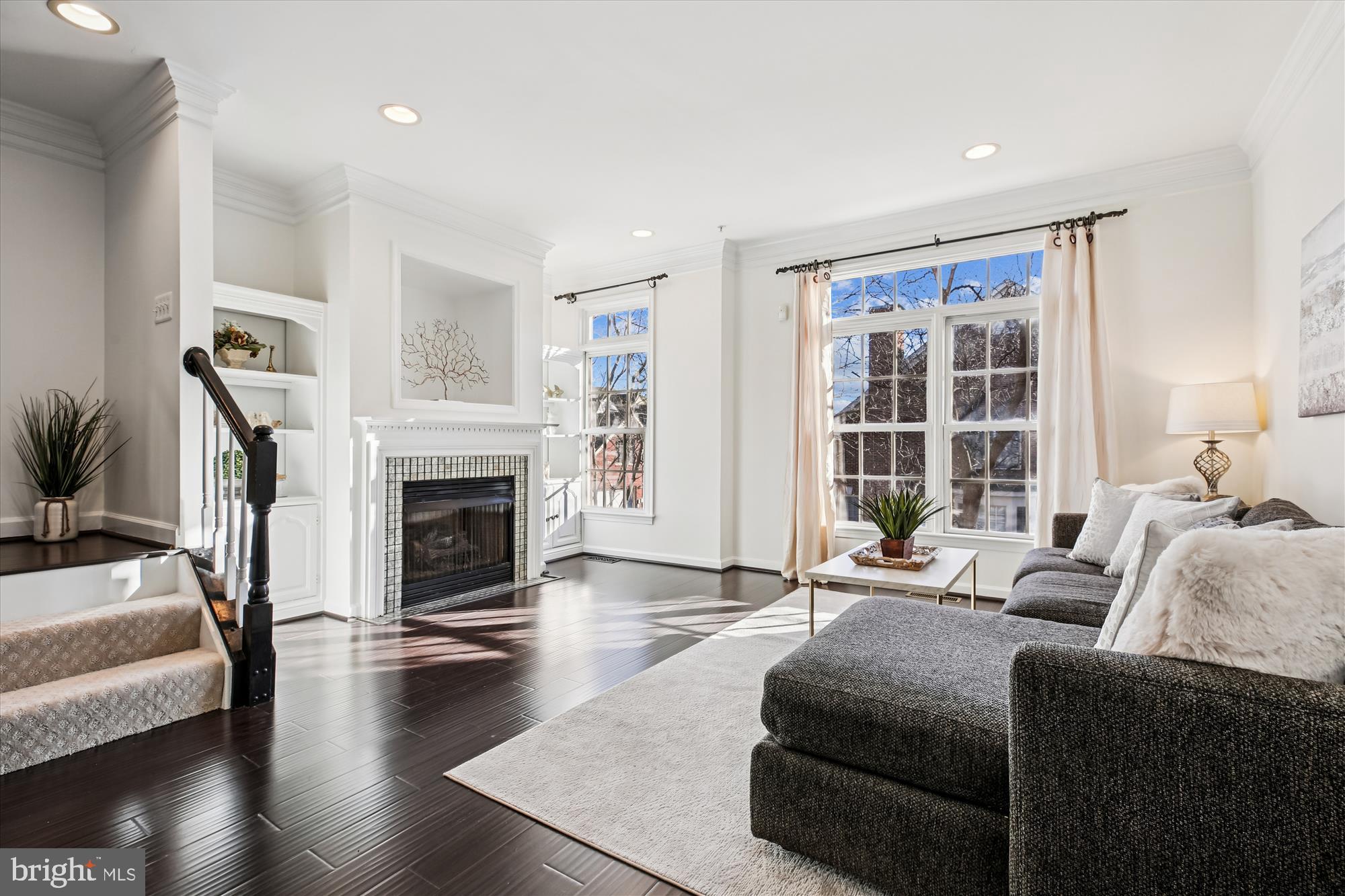 FALLSGROVE - Residential