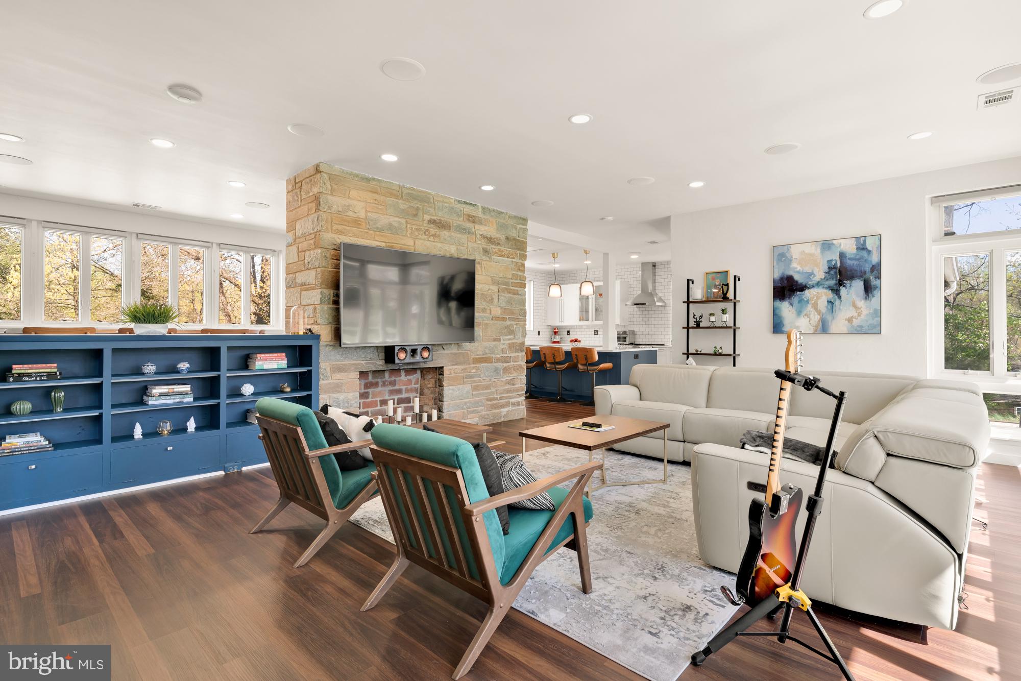 HILLANDALE - Residential