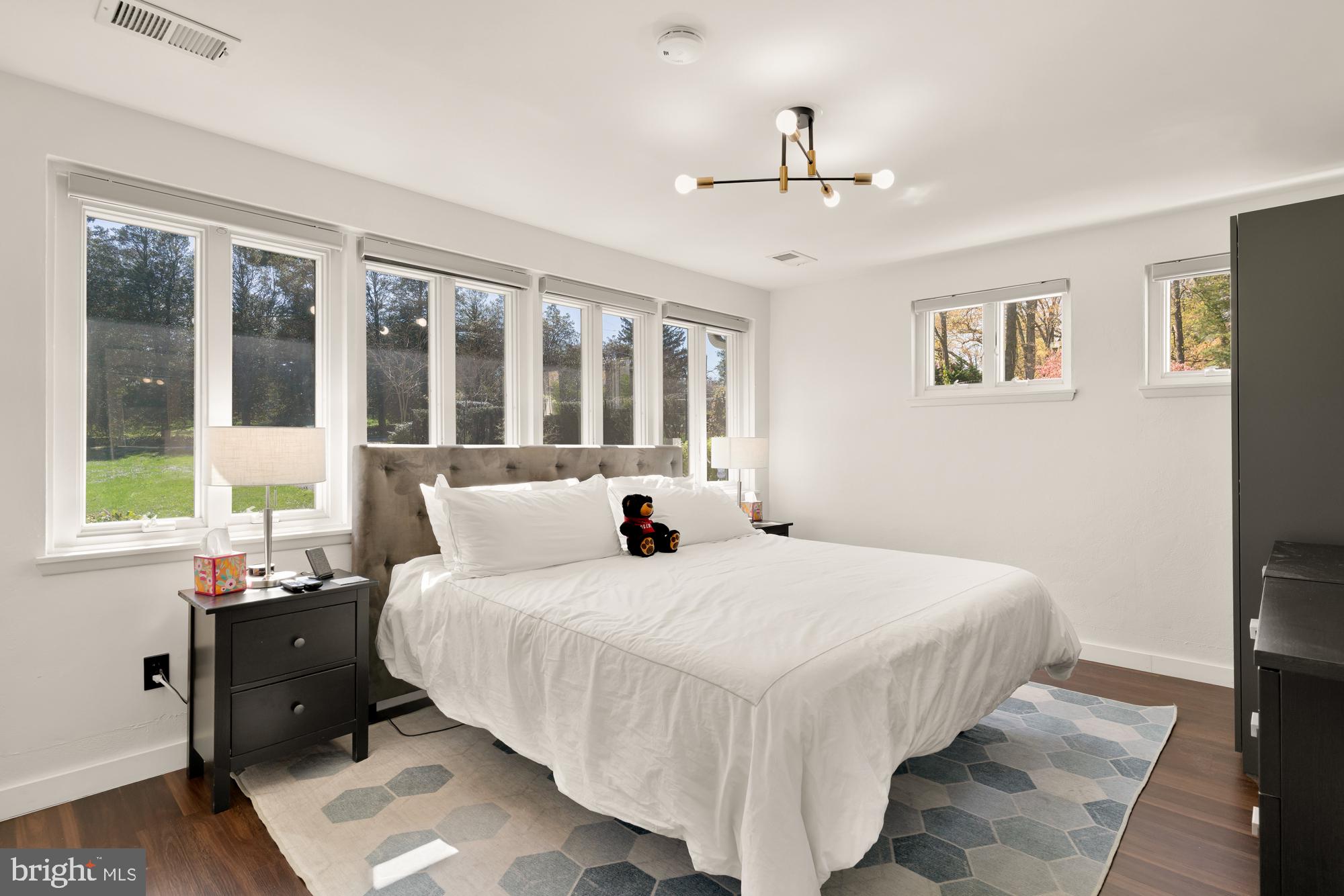 HILLANDALE - Residential