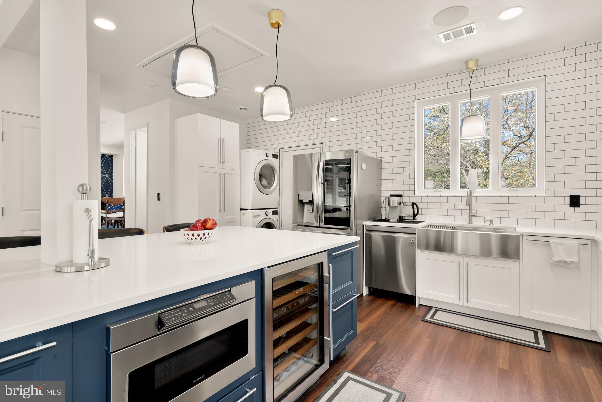 HILLANDALE - Residential