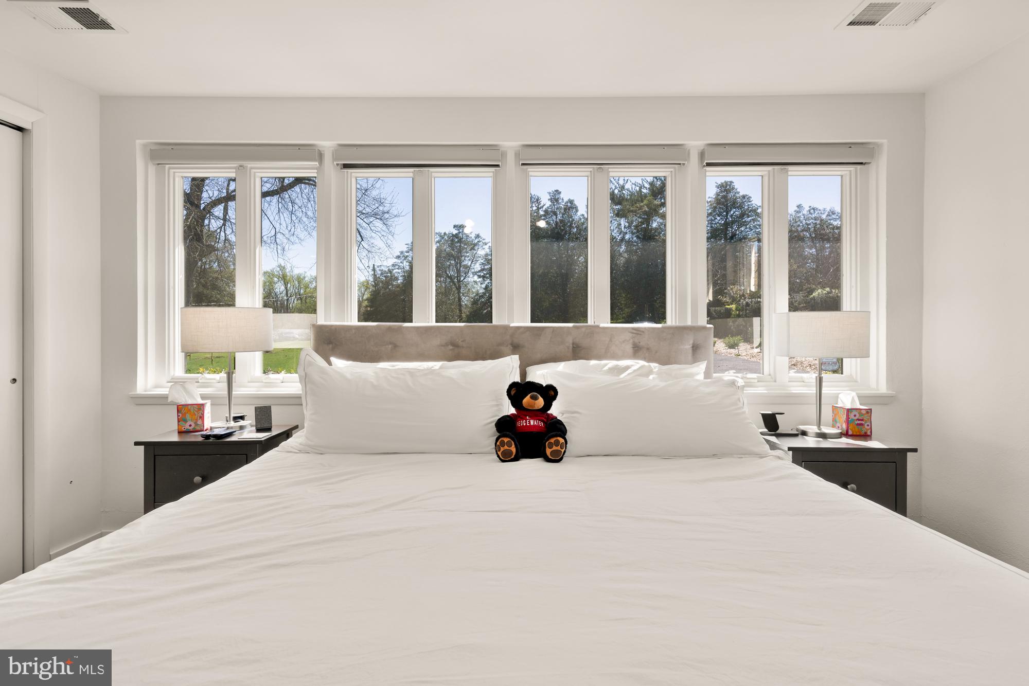 HILLANDALE - Residential