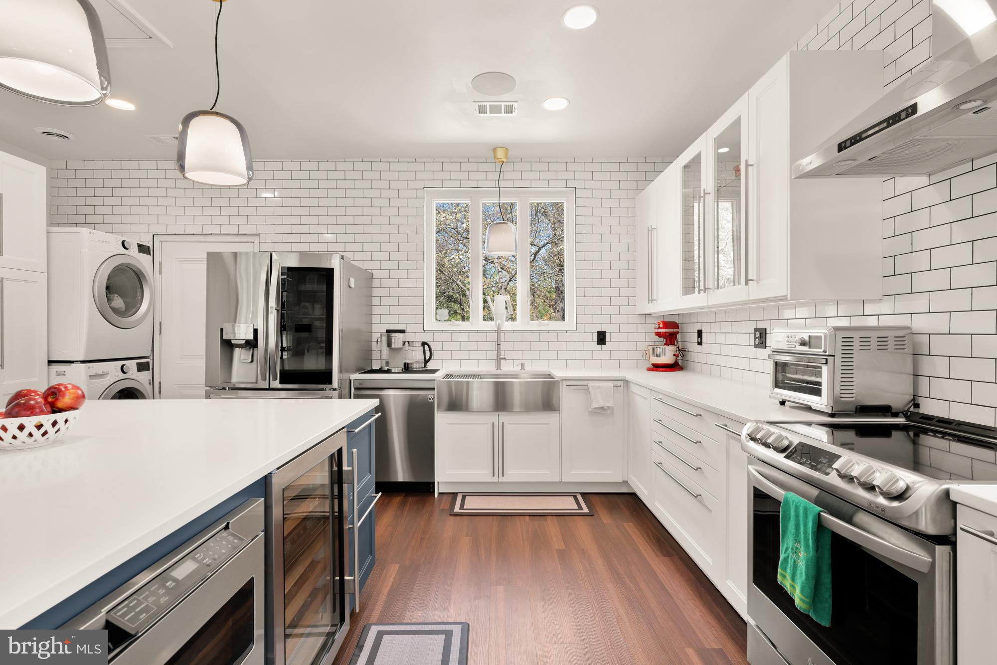 HILLANDALE - Residential