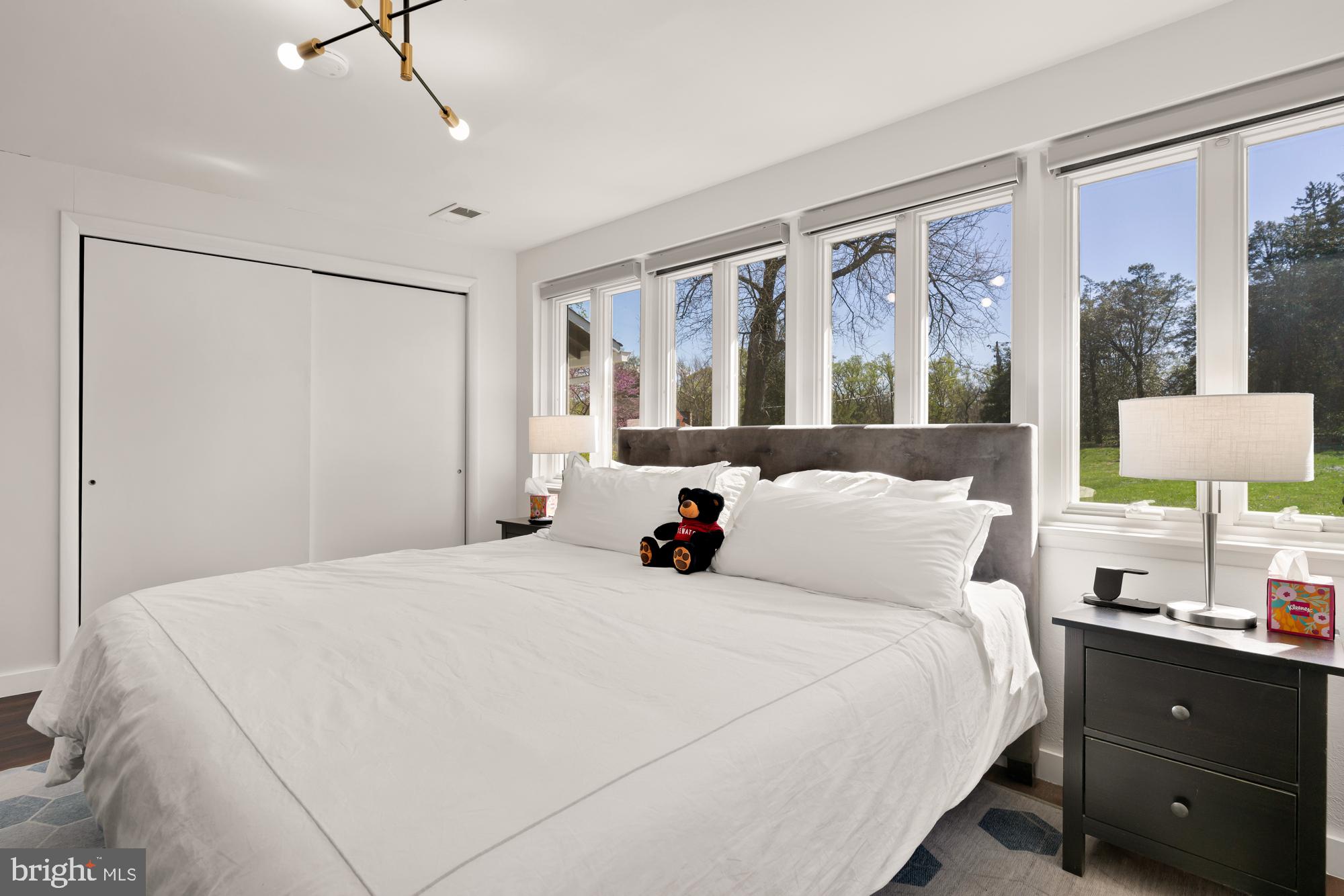 HILLANDALE - Residential