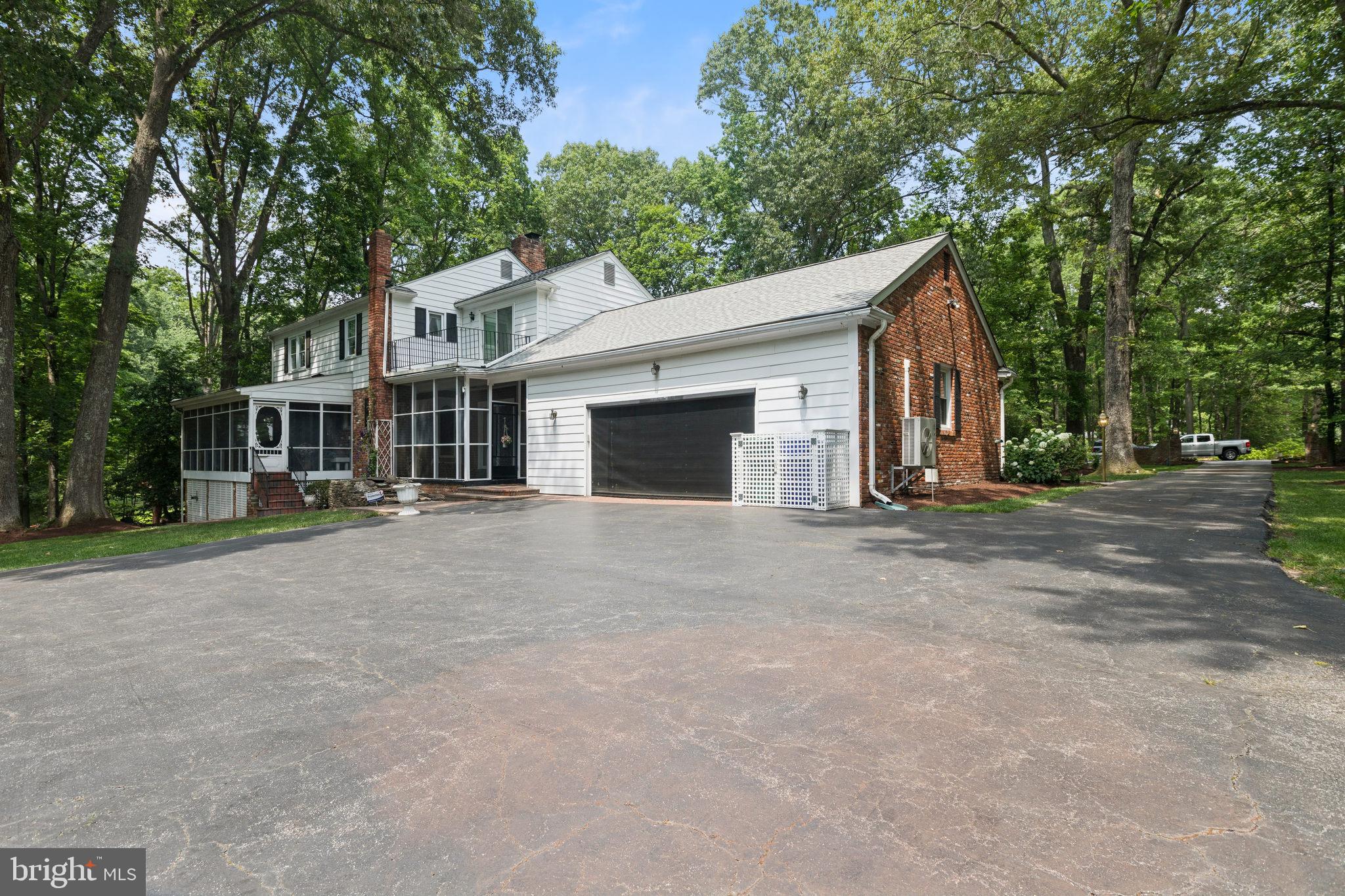 3851 FAWN LANE