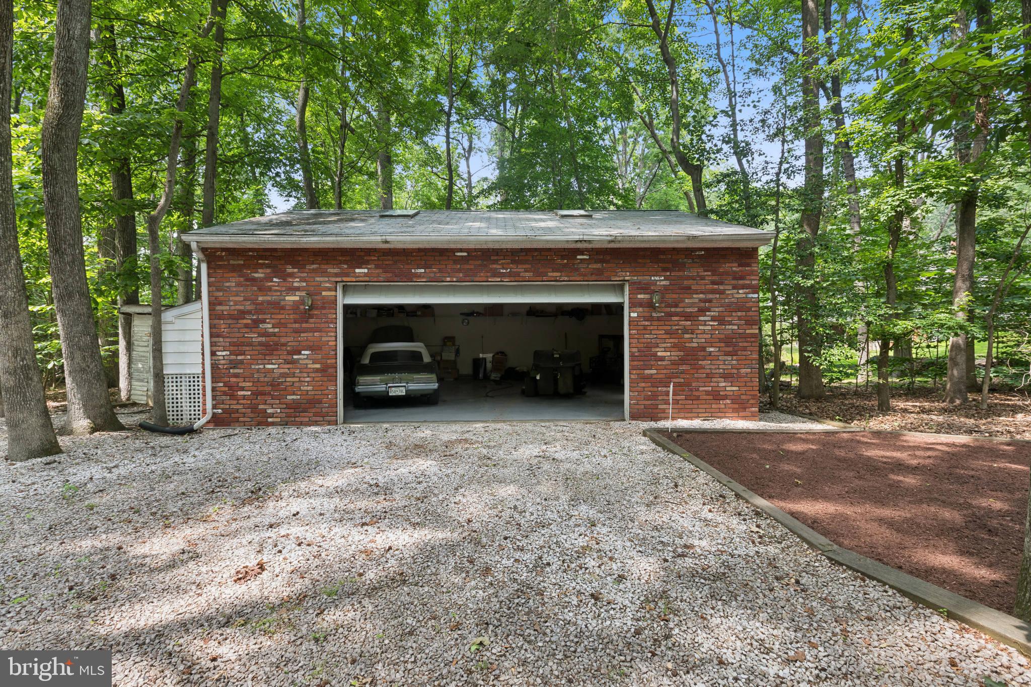 BILLINGSLEY FOREST - Residential