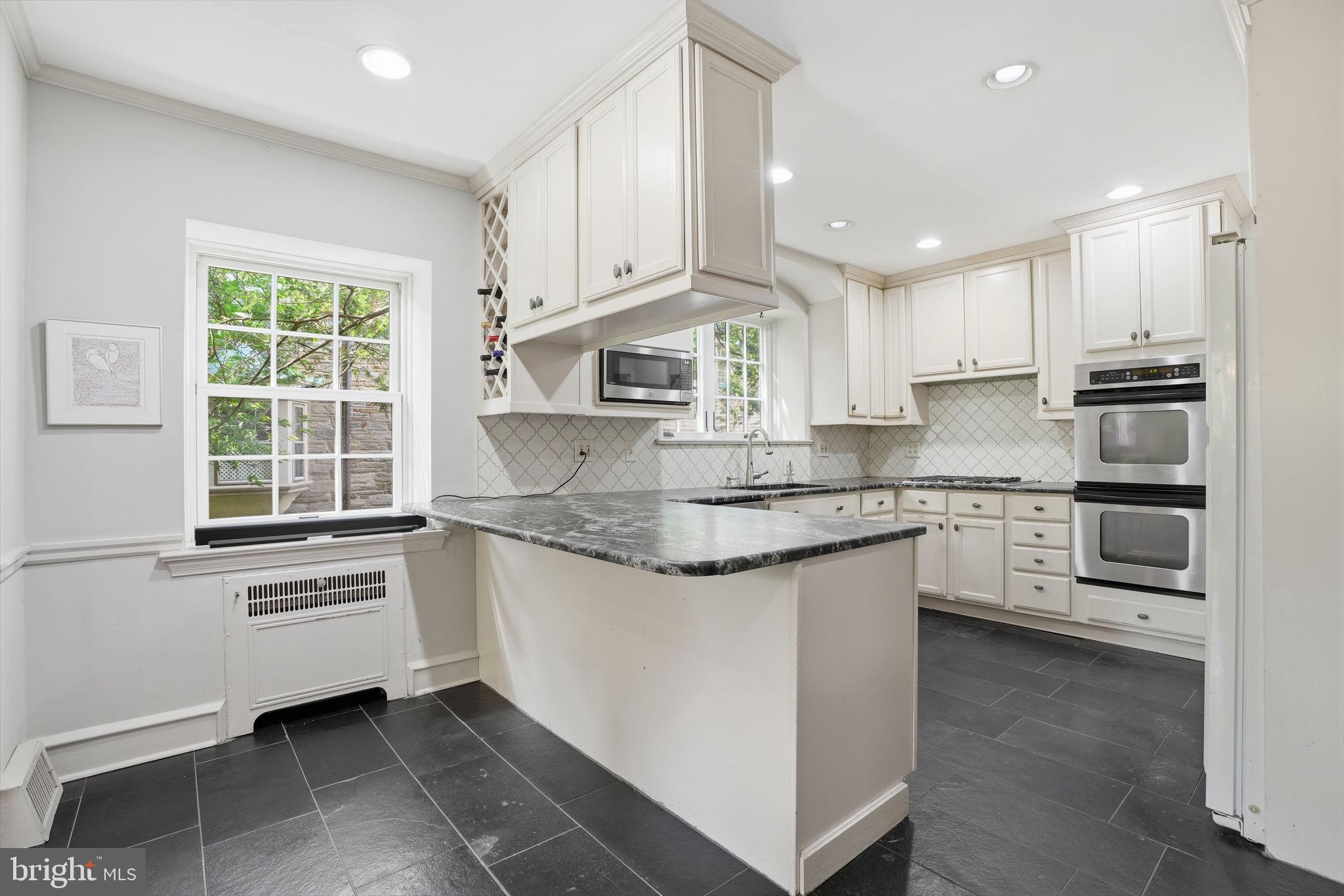 ELKINS PARK - Residential