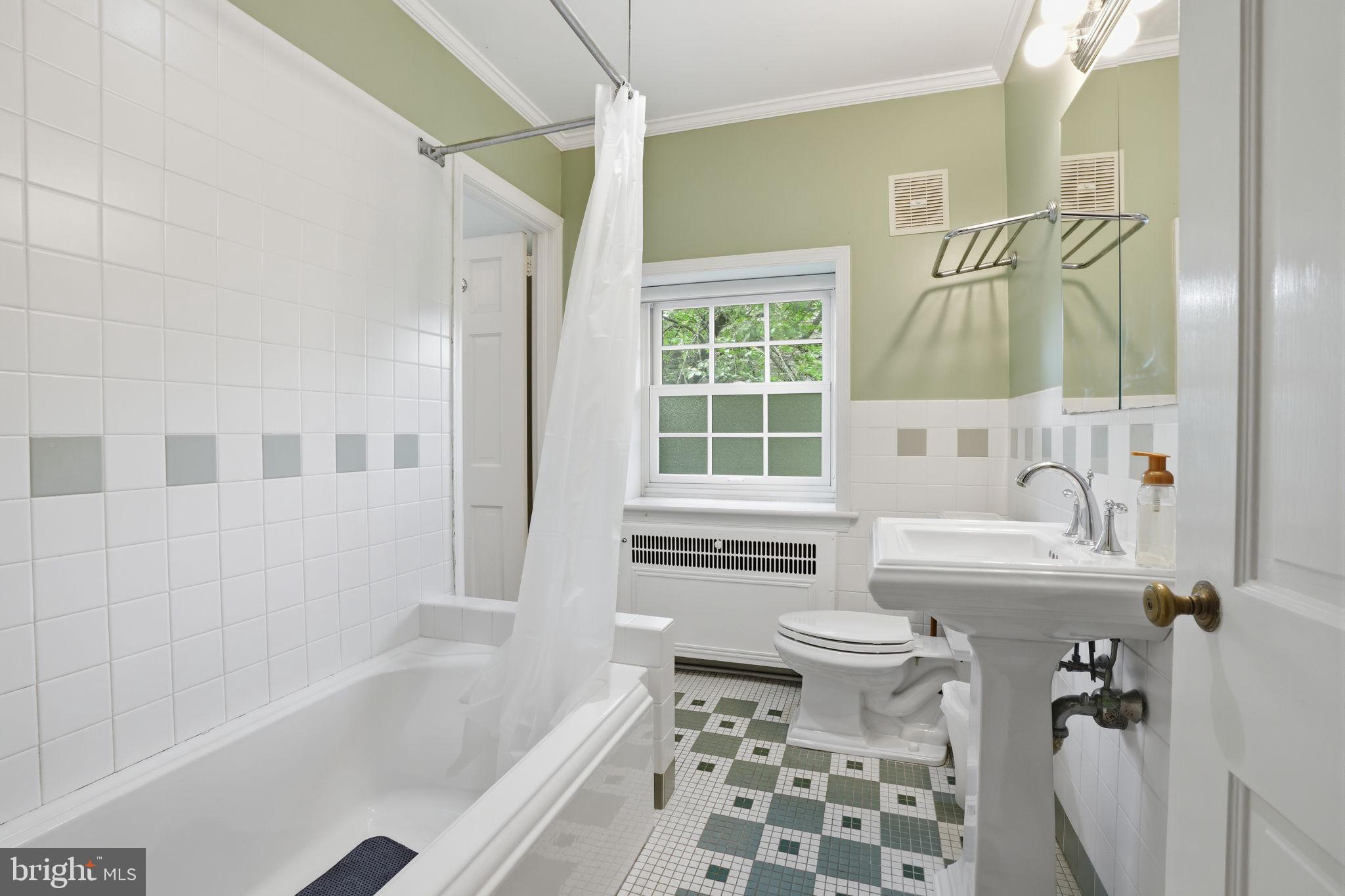 ELKINS PARK - Residential