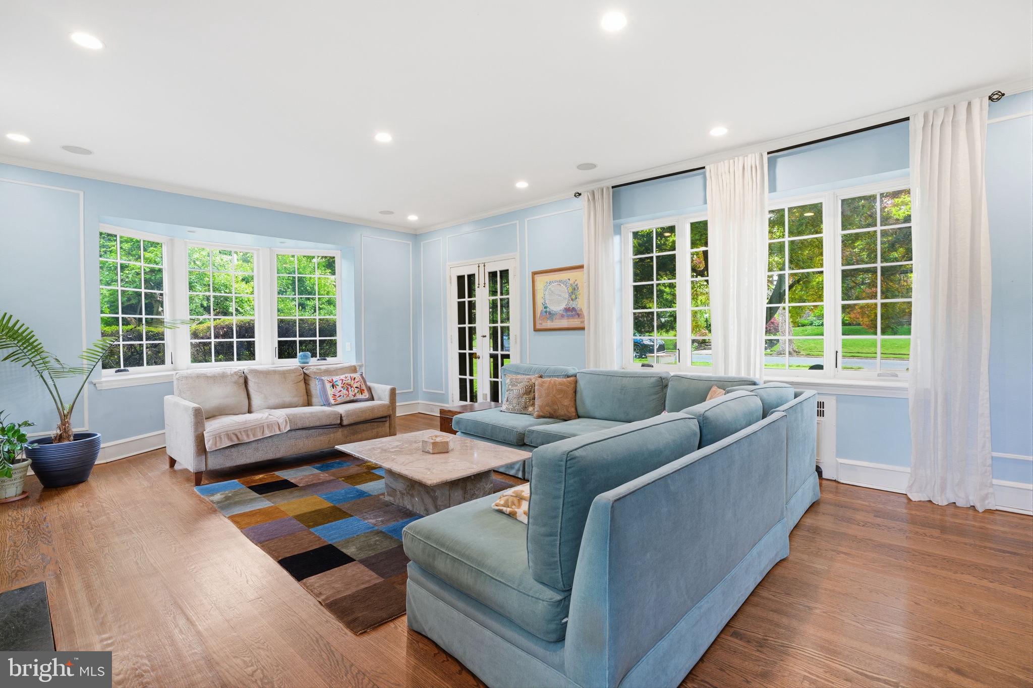 ELKINS PARK - Residential