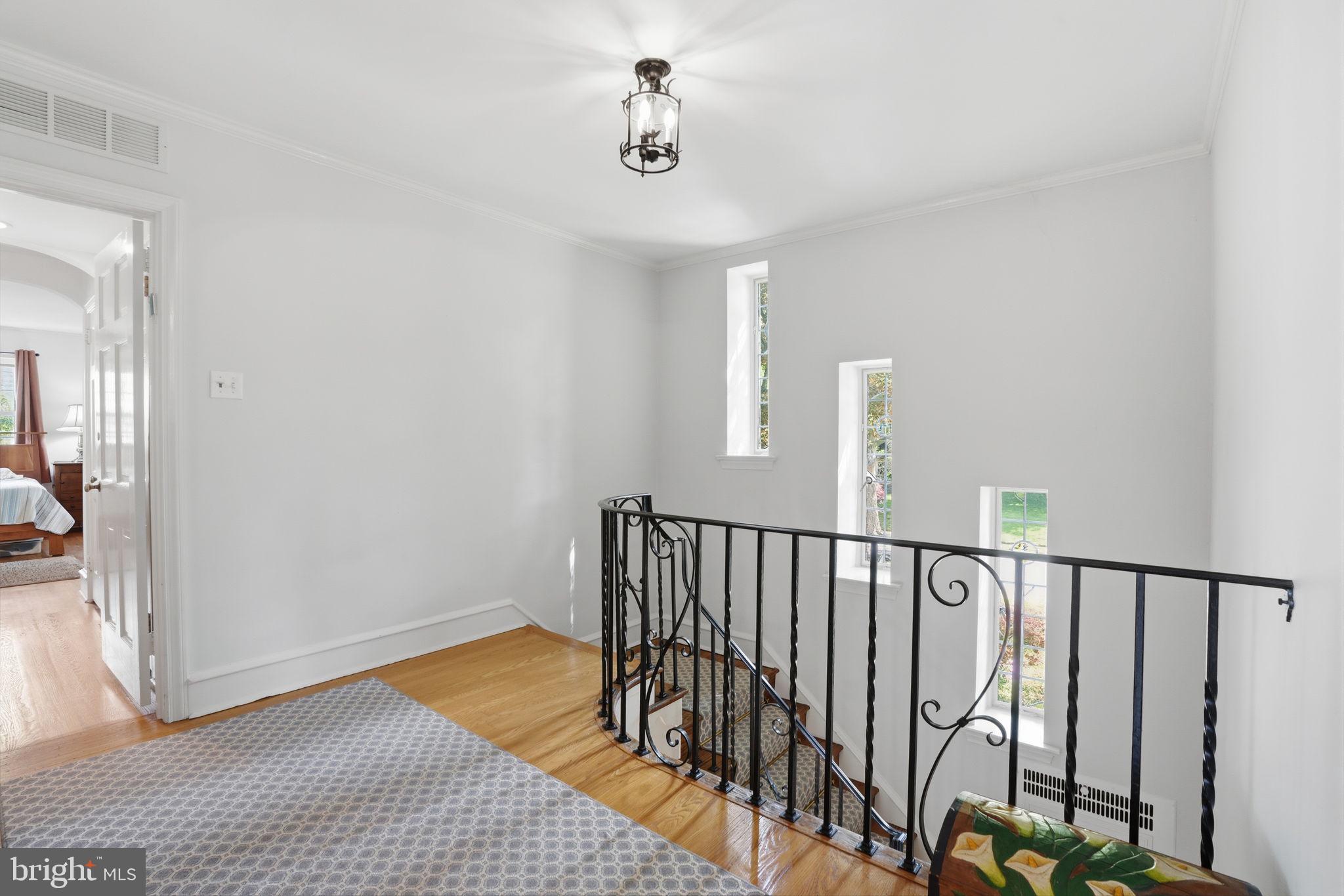 ELKINS PARK - Residential