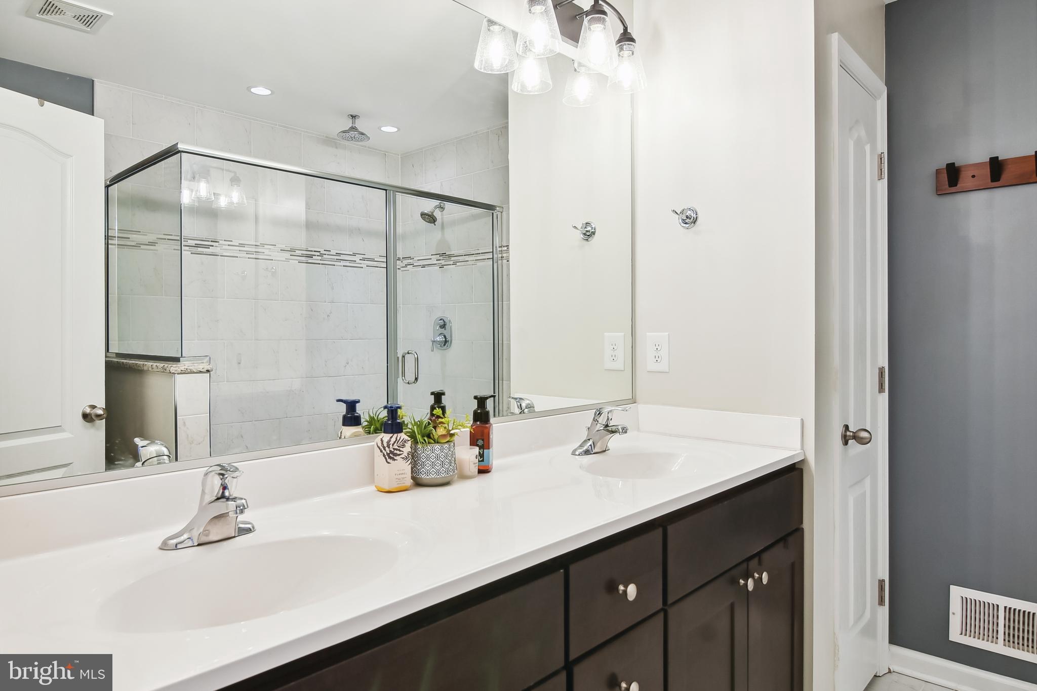 WOODHOLME - Residential