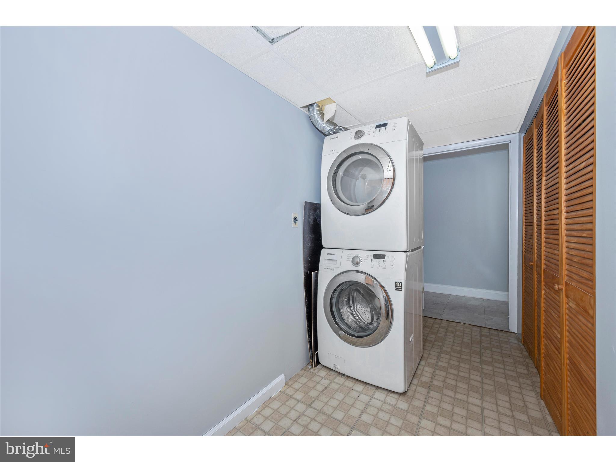 VILLAGE OF KINGS CONTRIVANCE - Residential