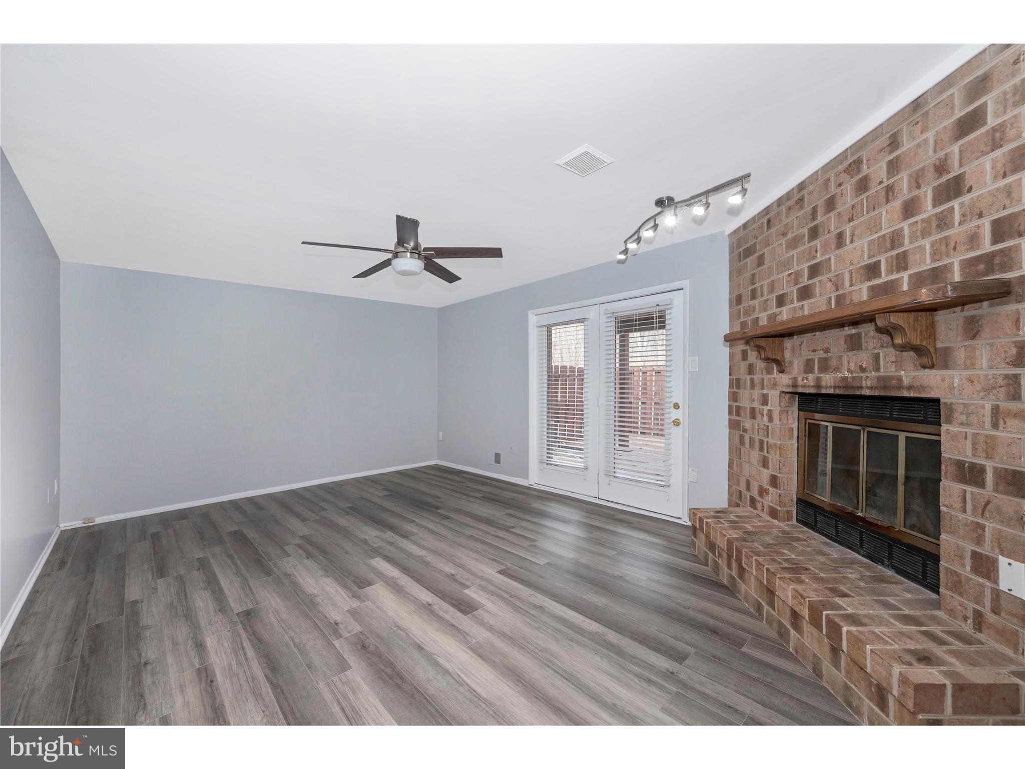 VILLAGE OF KINGS CONTRIVANCE - Residential