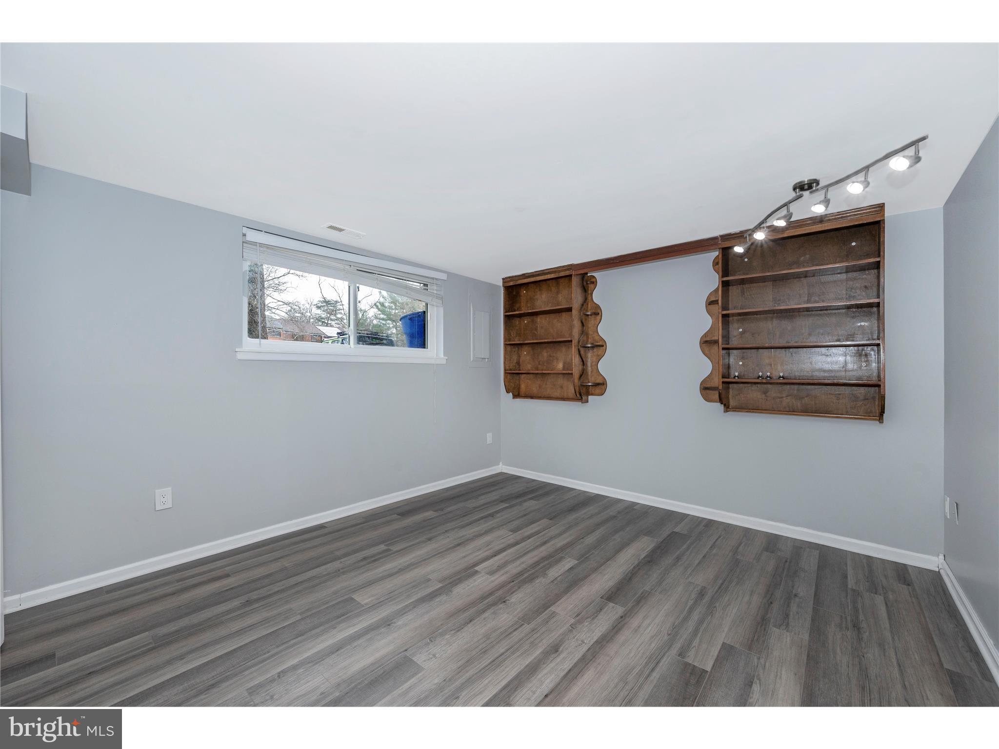 VILLAGE OF KINGS CONTRIVANCE - Residential