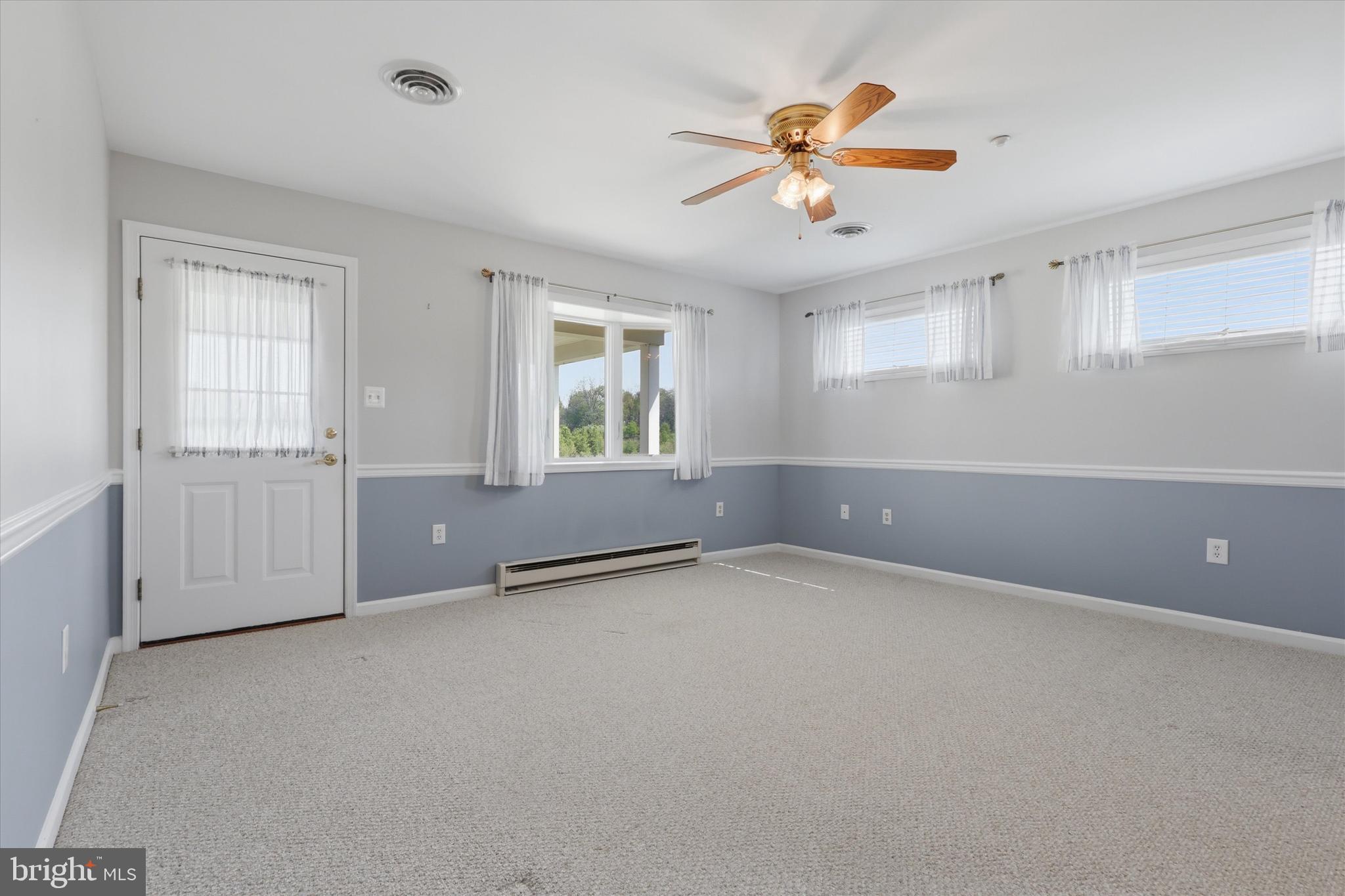 SOUTH POINTE - Residential