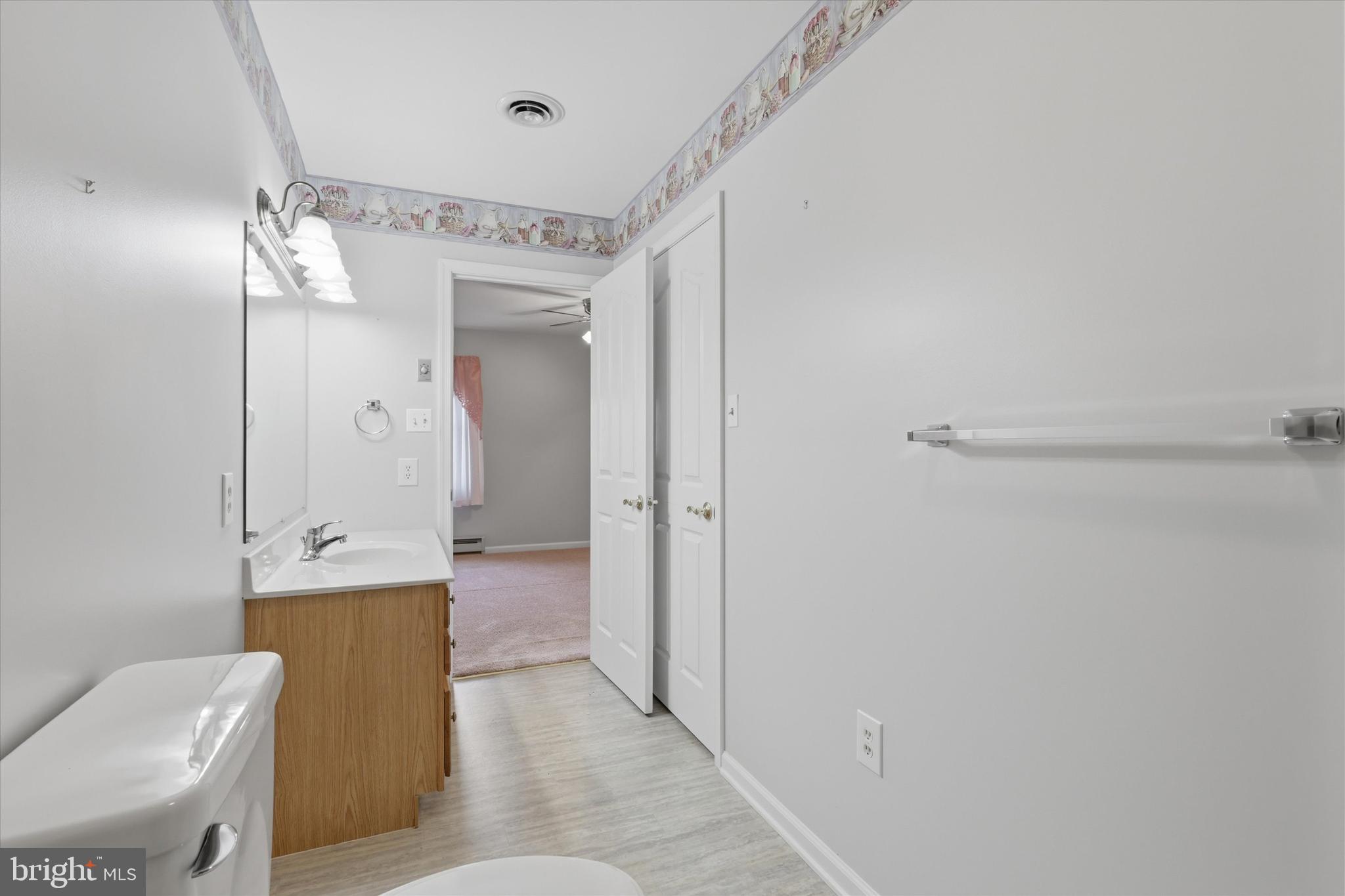 SOUTH POINTE - Residential