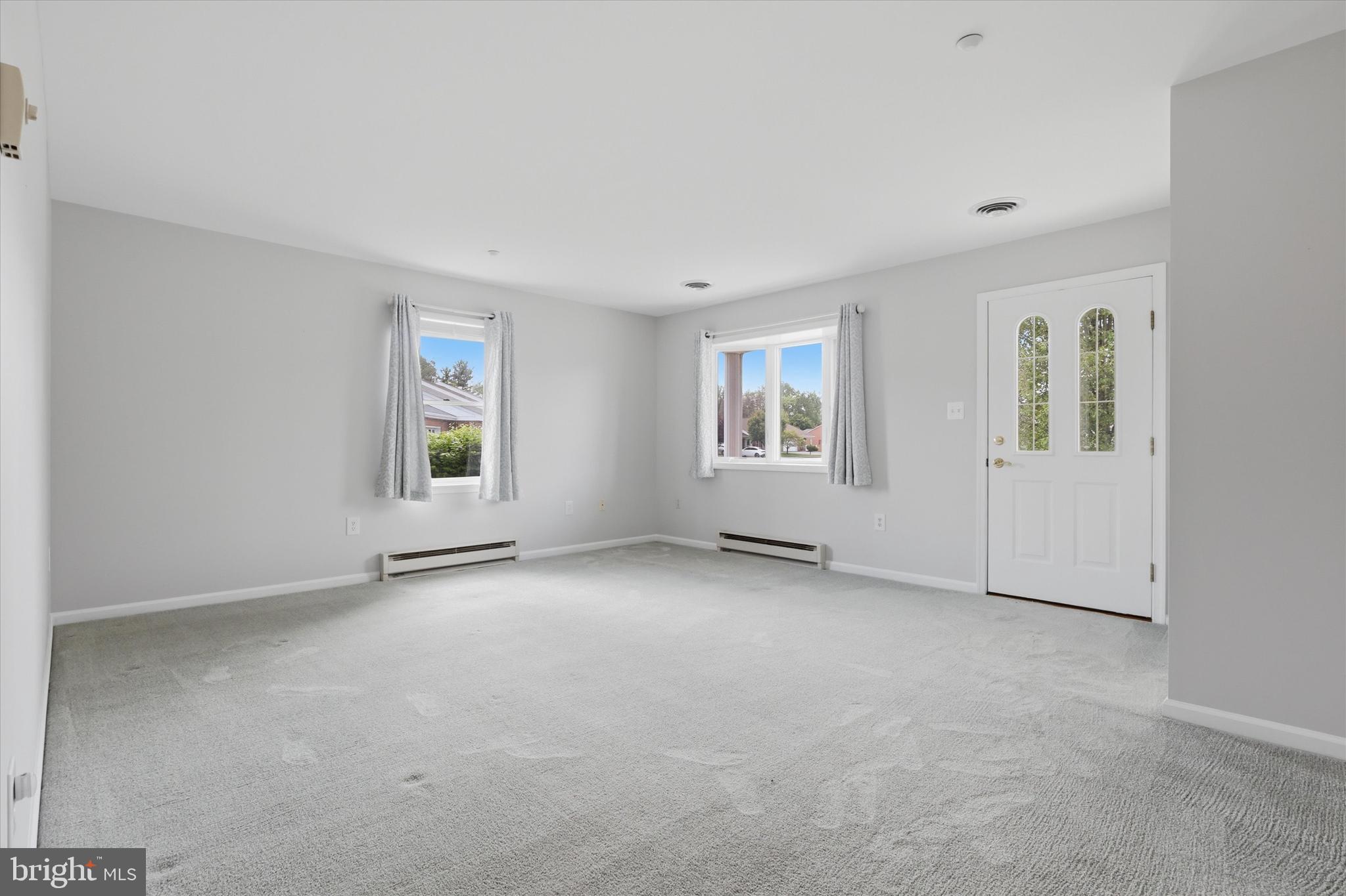 SOUTH POINTE - Residential