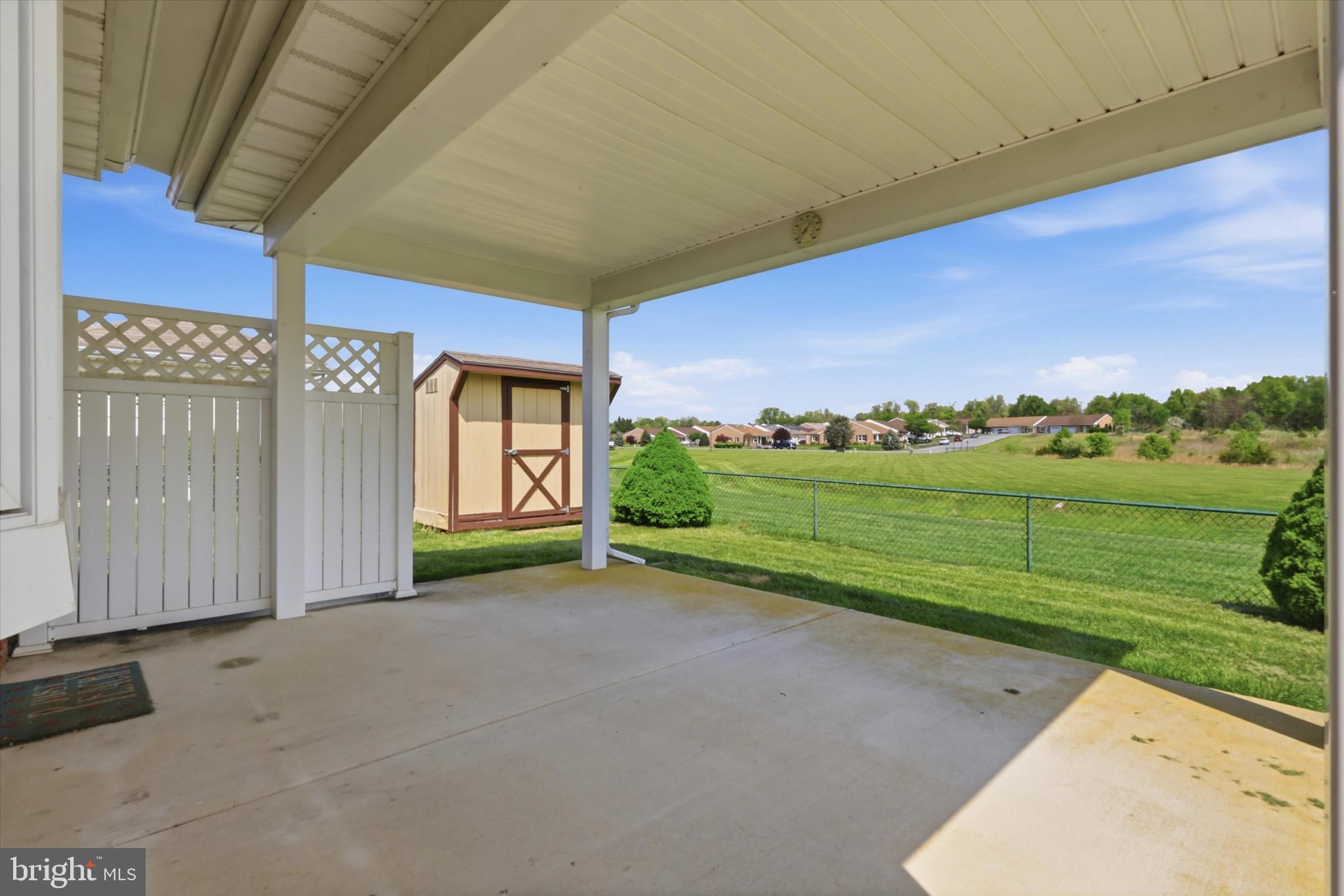 SOUTH POINTE - Residential