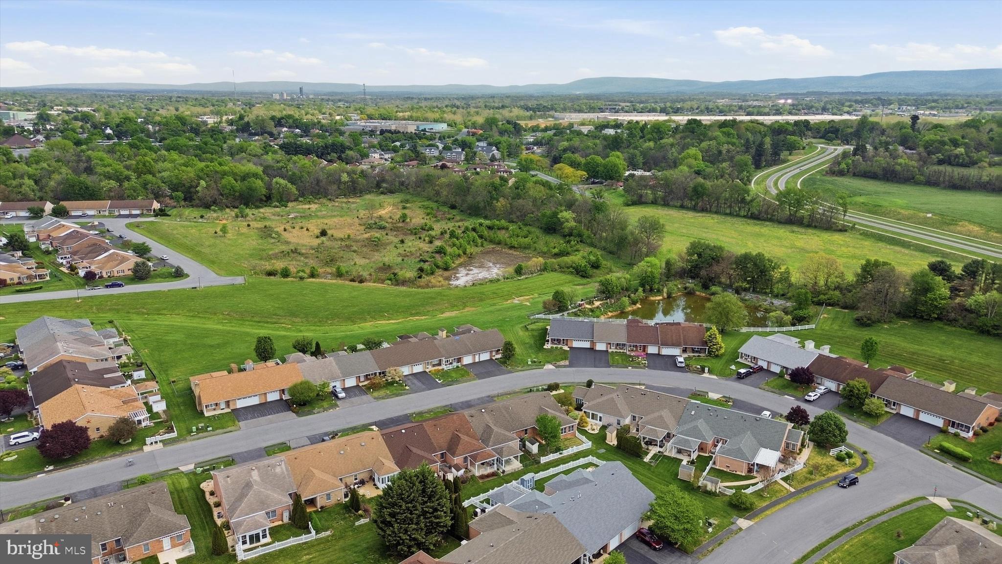 SOUTH POINTE - Residential